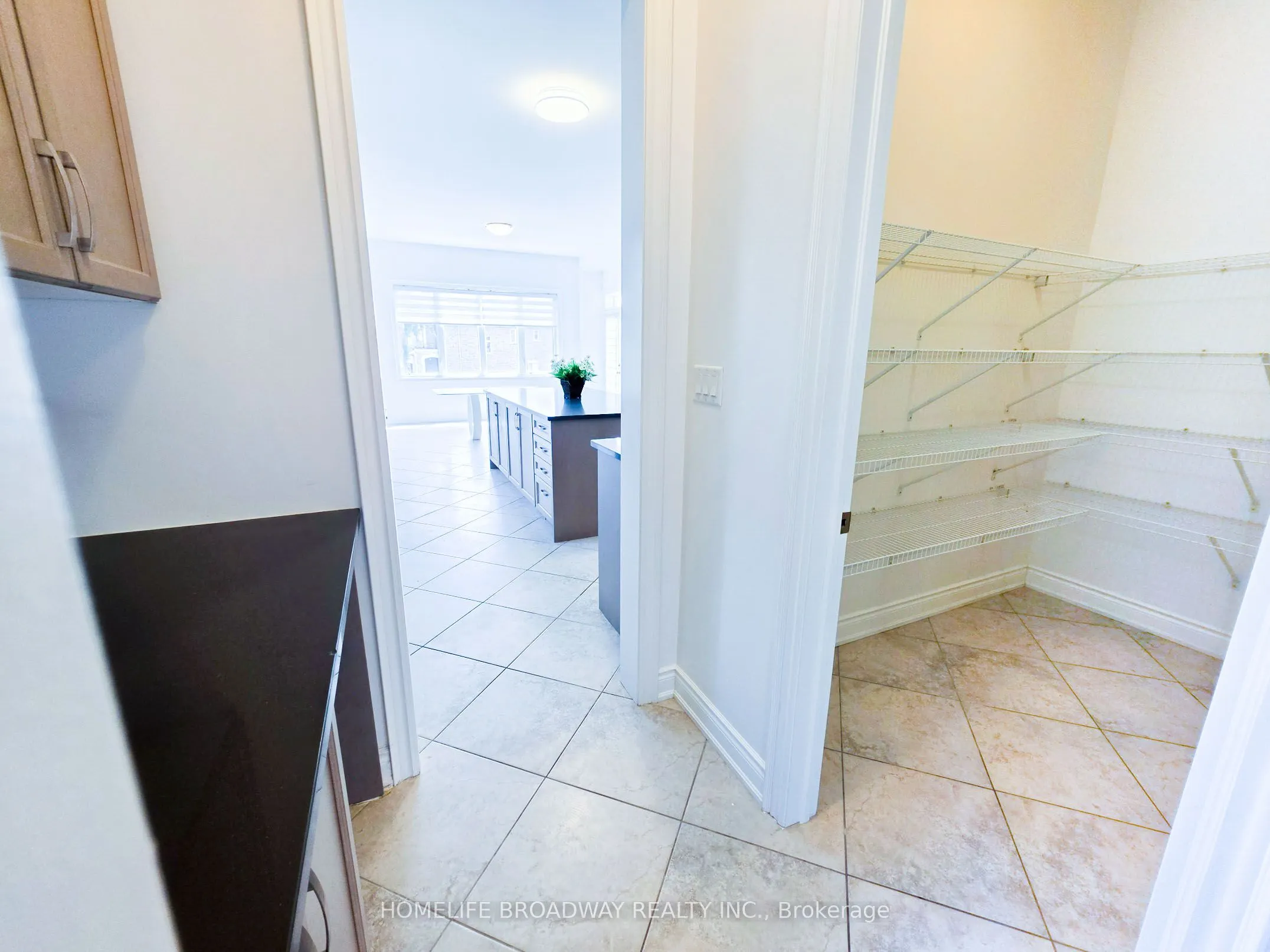525 Elgin Mills Road W