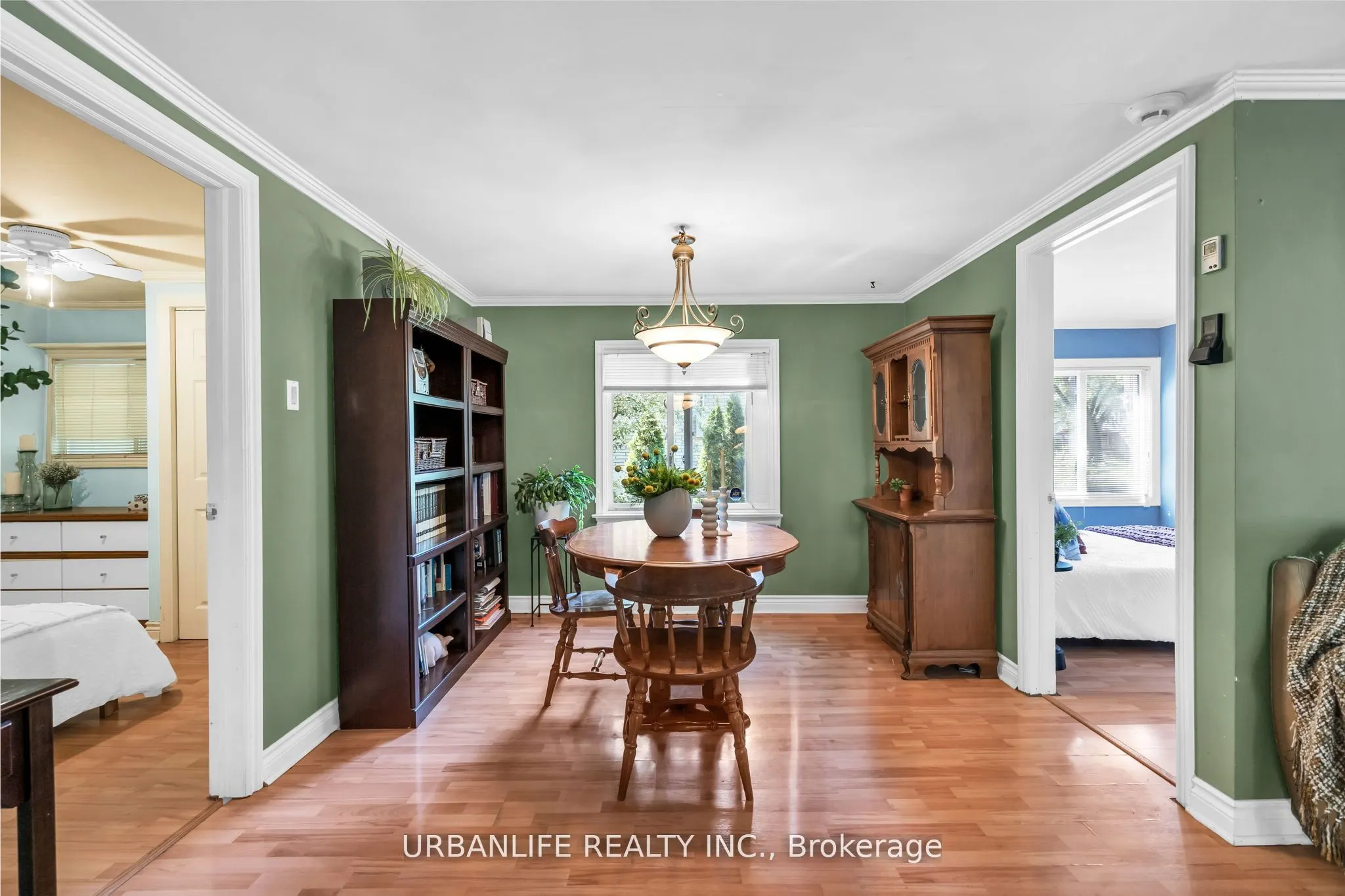 21 Oak Avenue