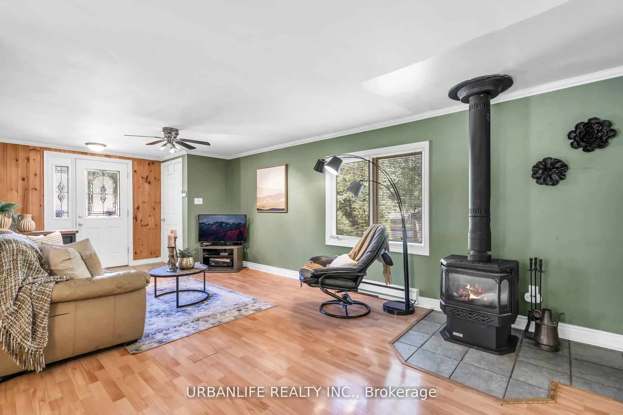 21 Oak Avenue