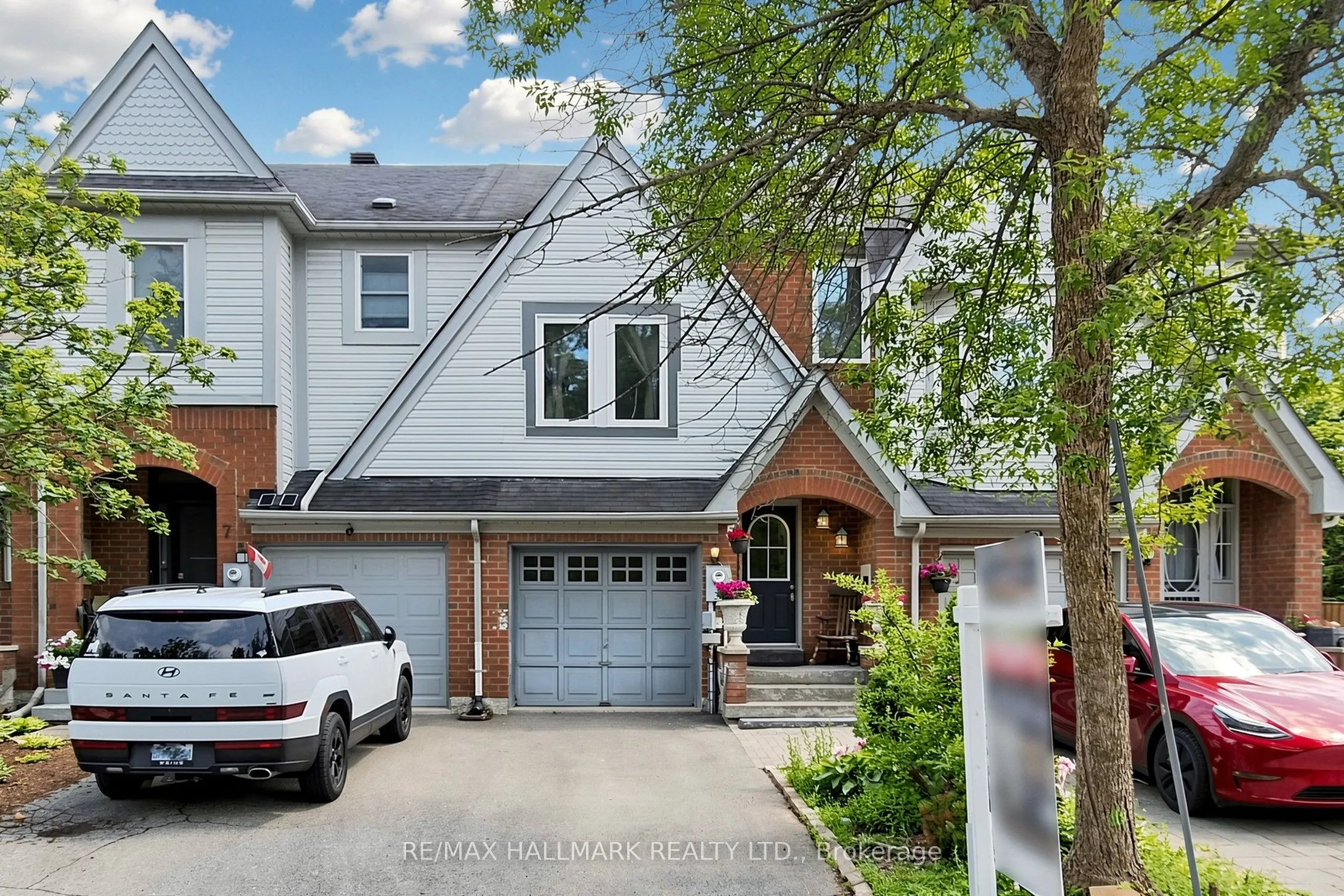 5 Evelyn Buck Lane