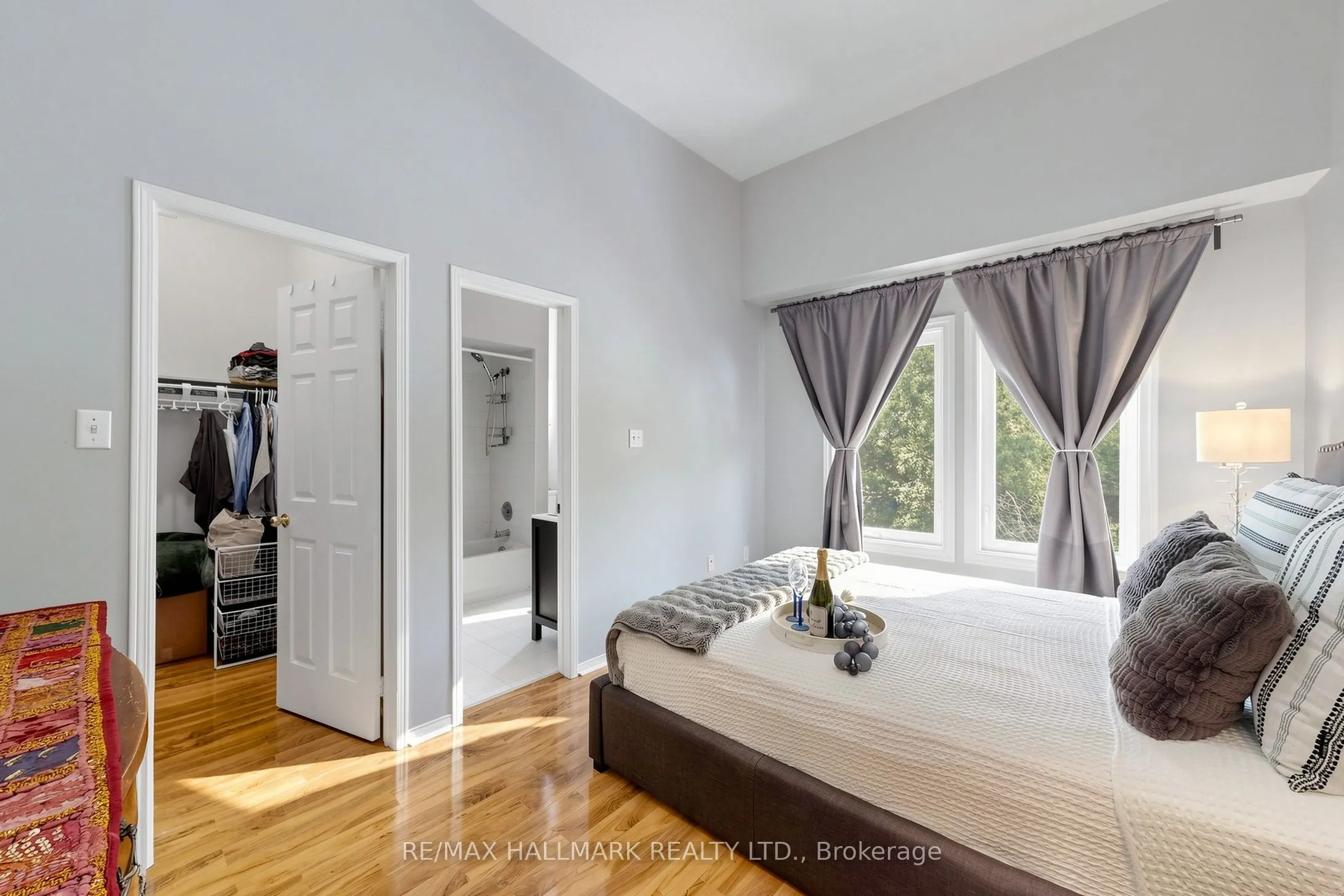 5 Evelyn Buck Lane