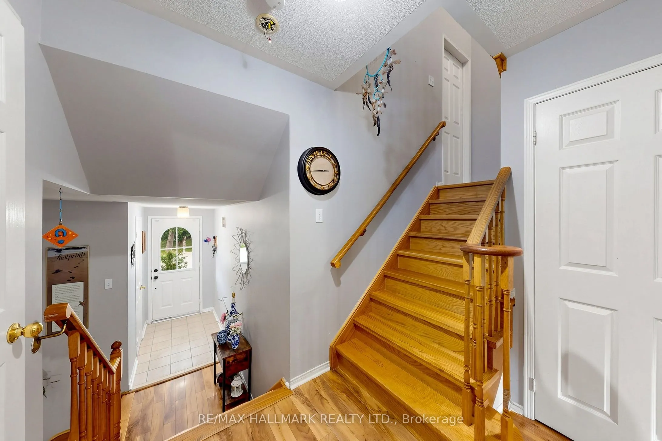 5 Evelyn Buck Lane