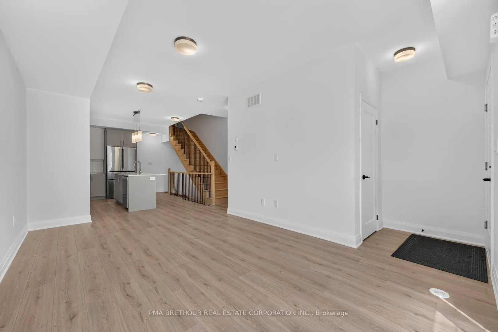 52 Burleigh Mews