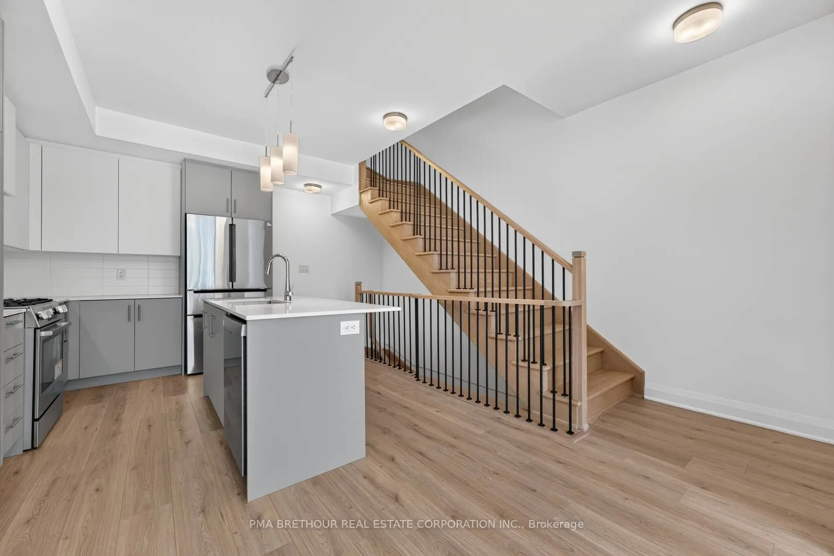52 Burleigh Mews