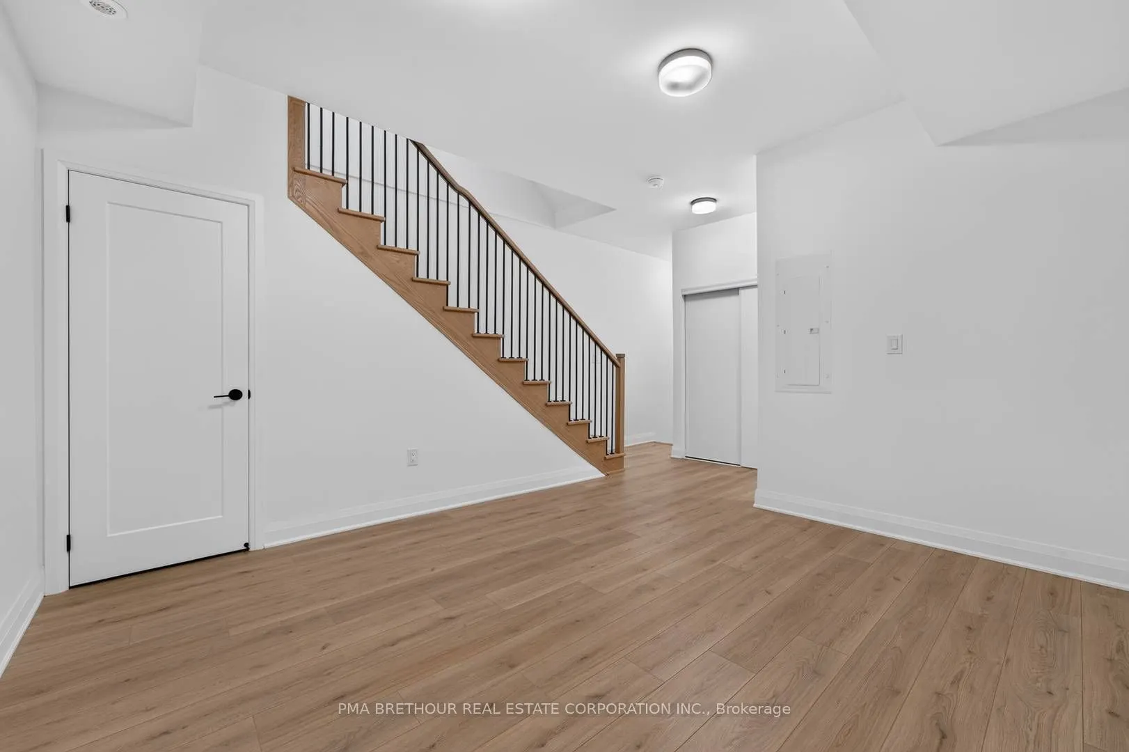 52 Burleigh Mews
