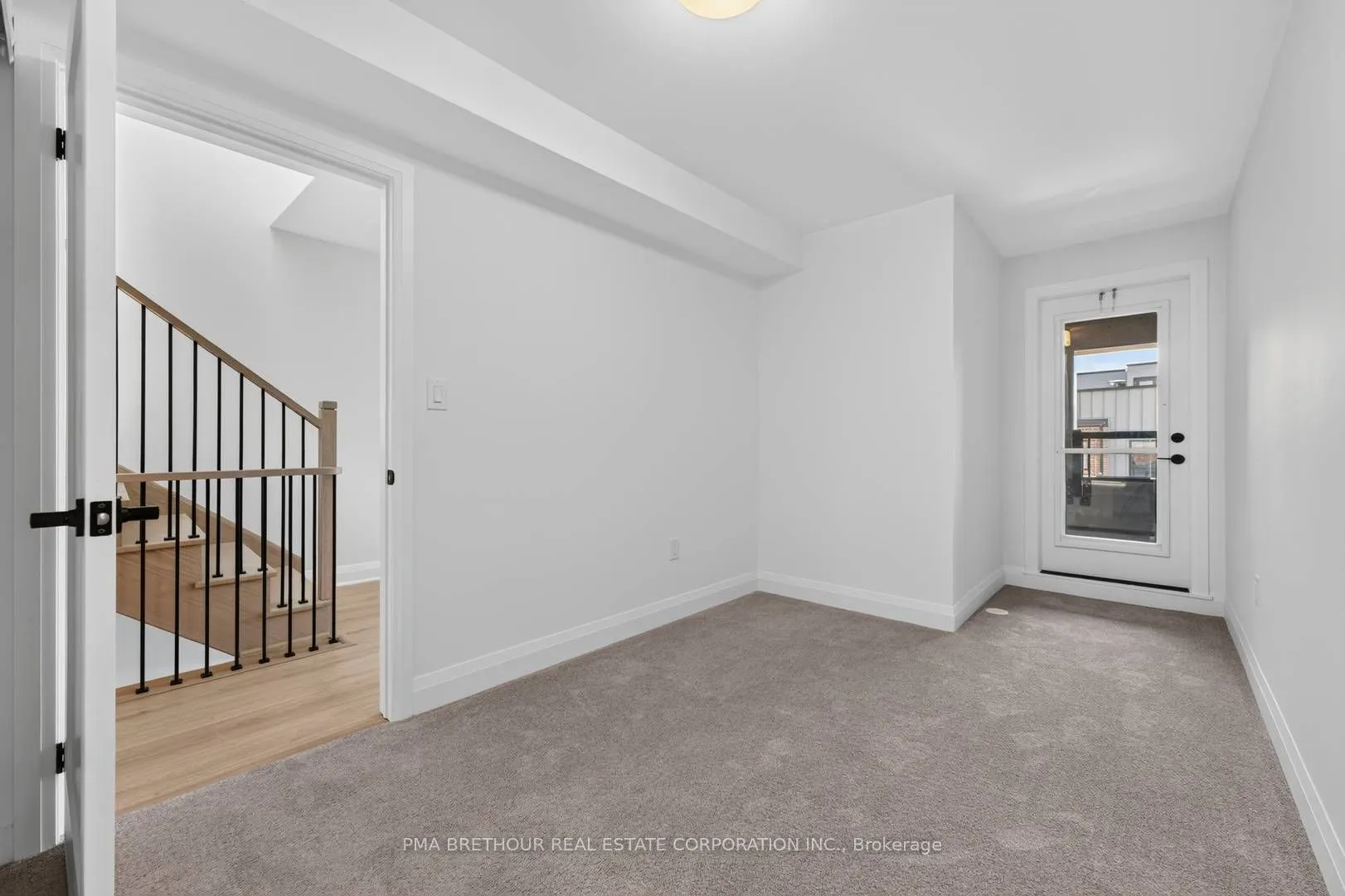 52 Burleigh Mews