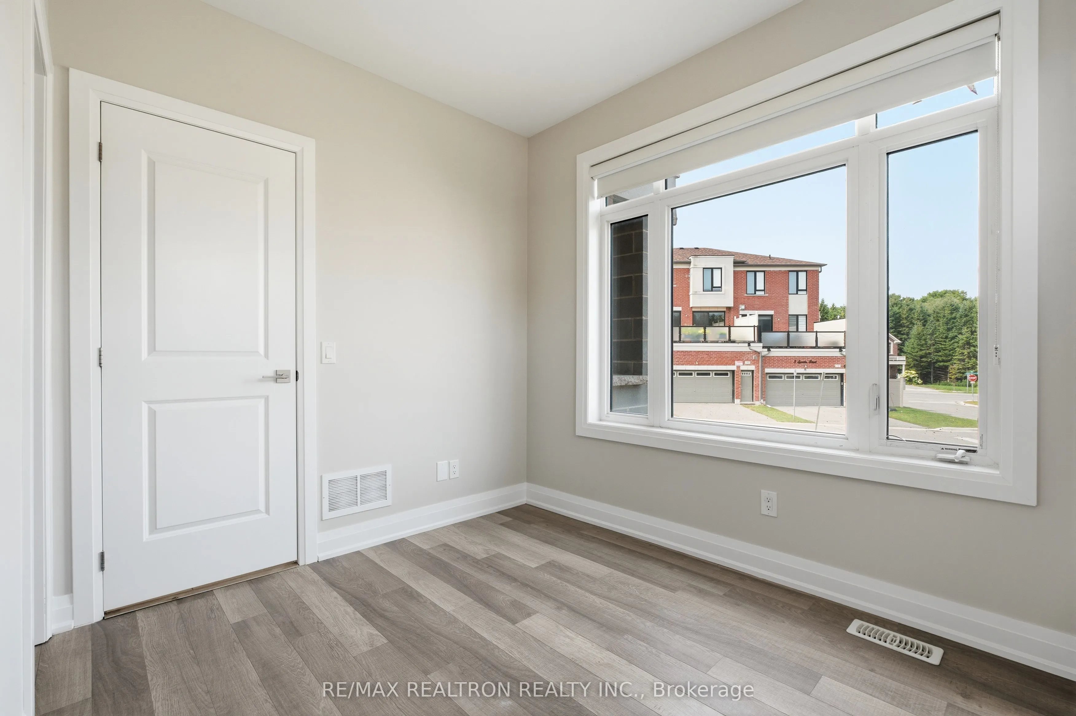 5 Sparks Street