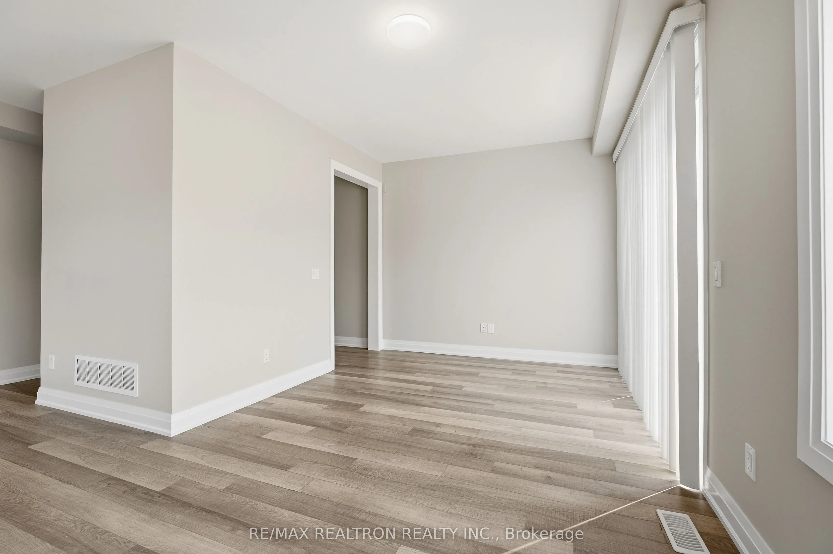 5 Sparks Street