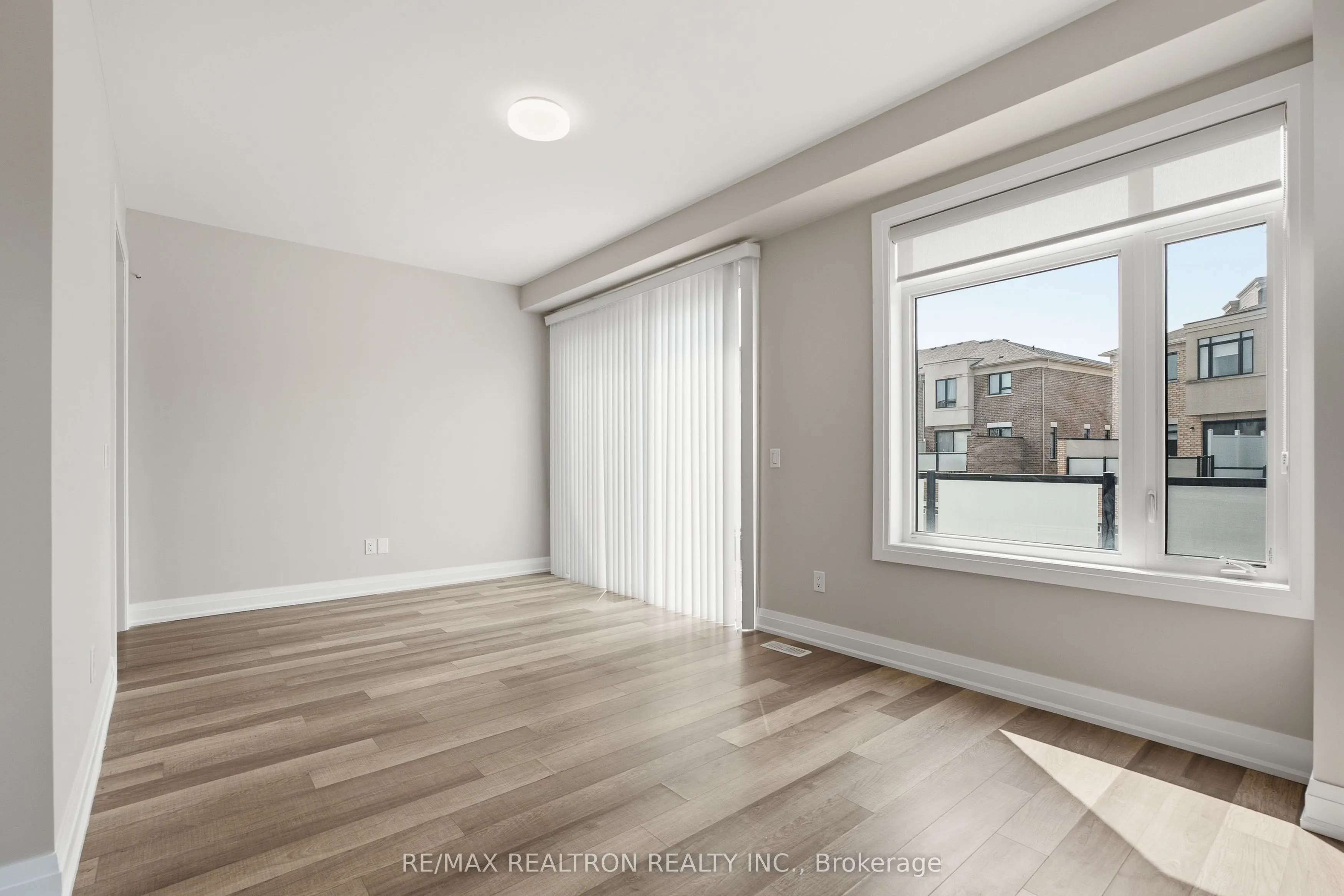 5 Sparks Street