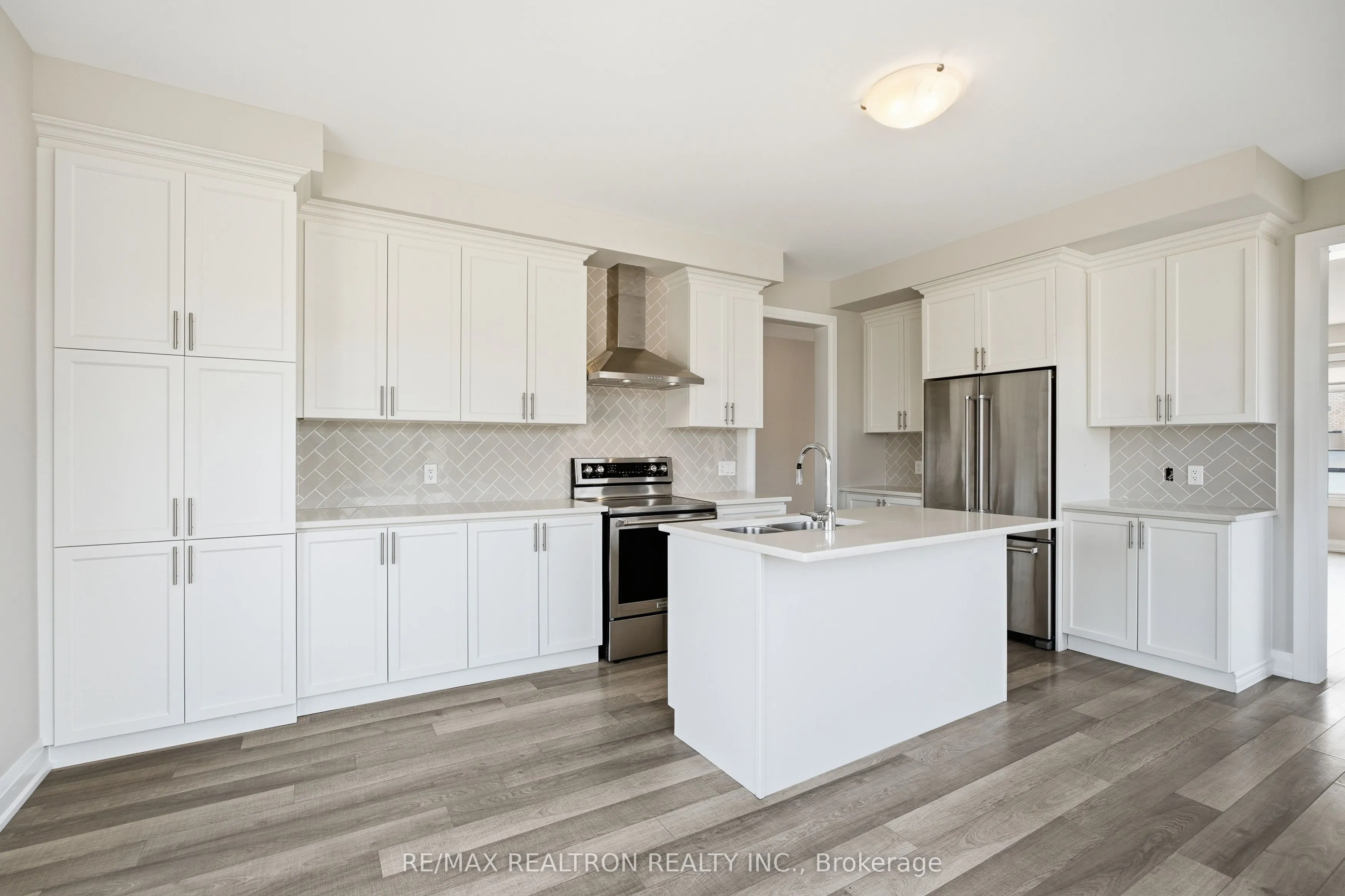 5 Sparks Street