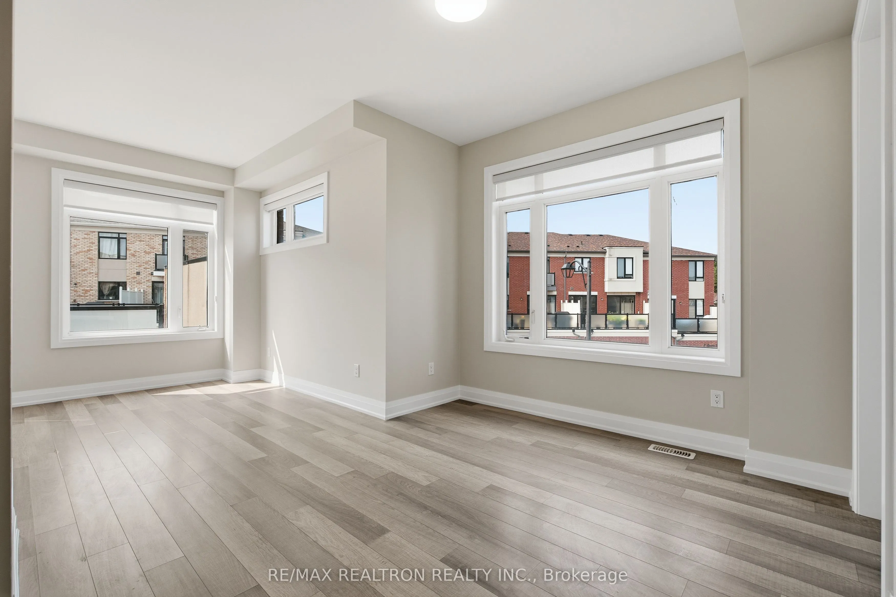 5 Sparks Street