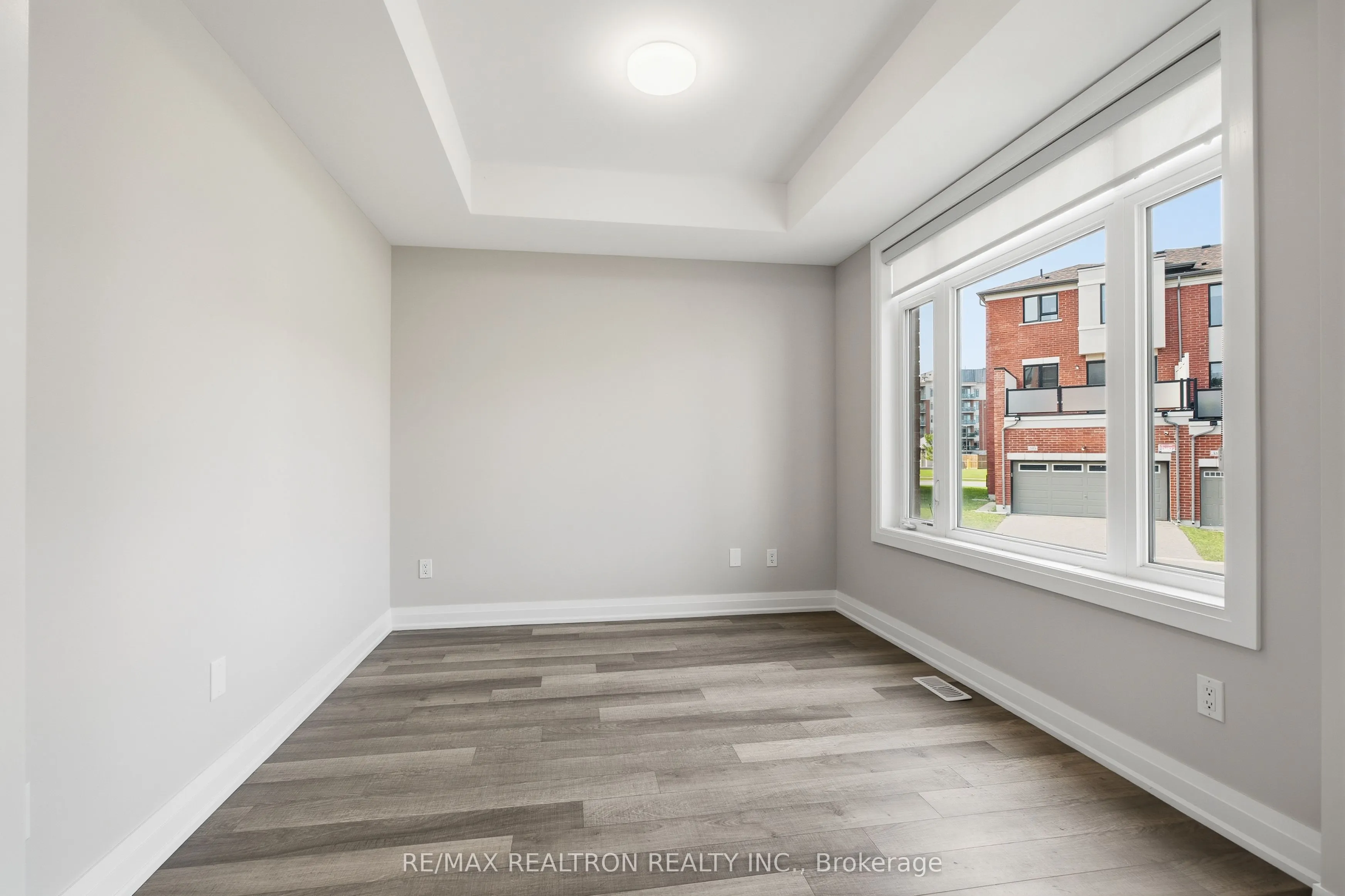 5 Sparks Street