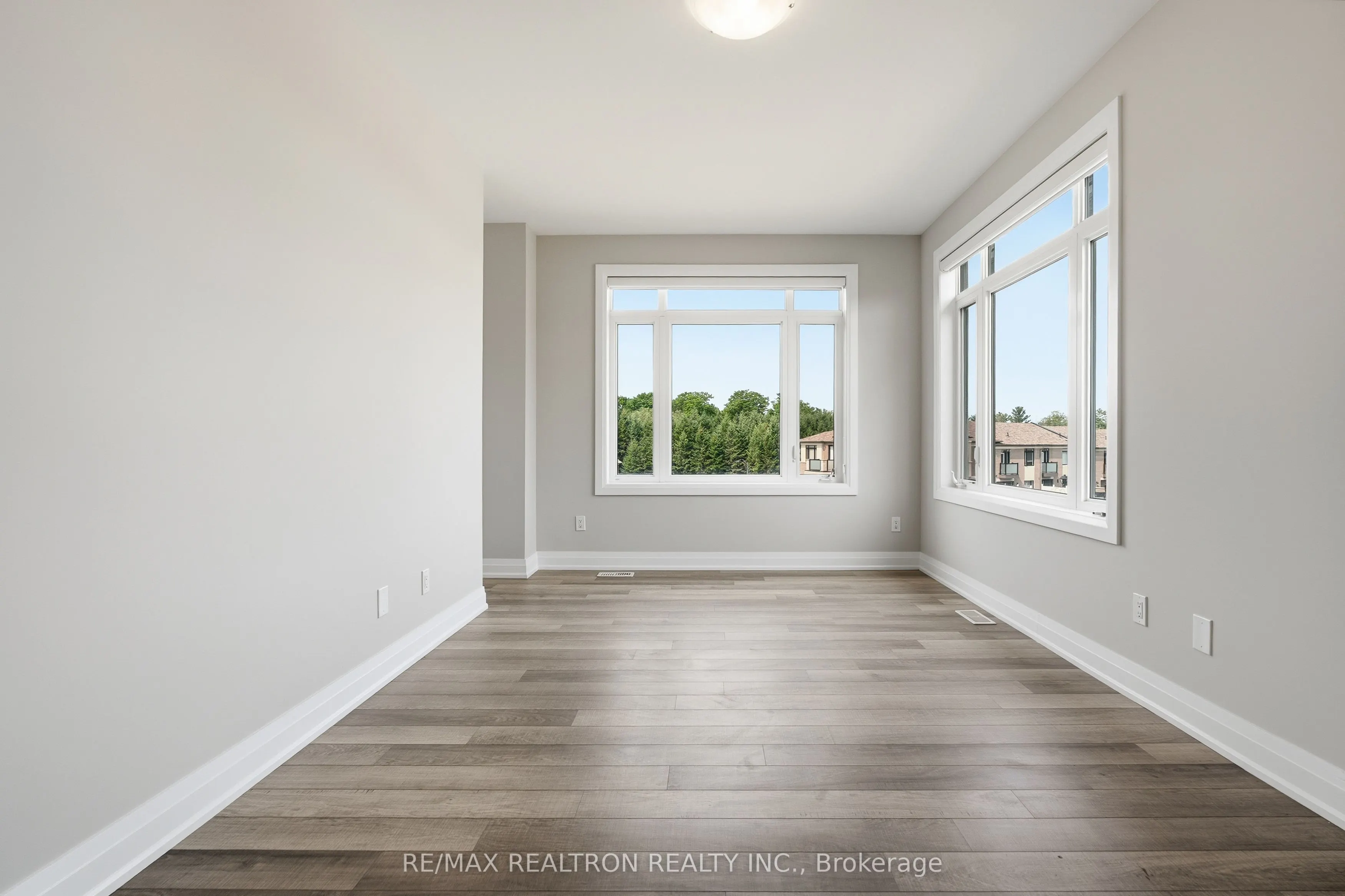 5 Sparks Street