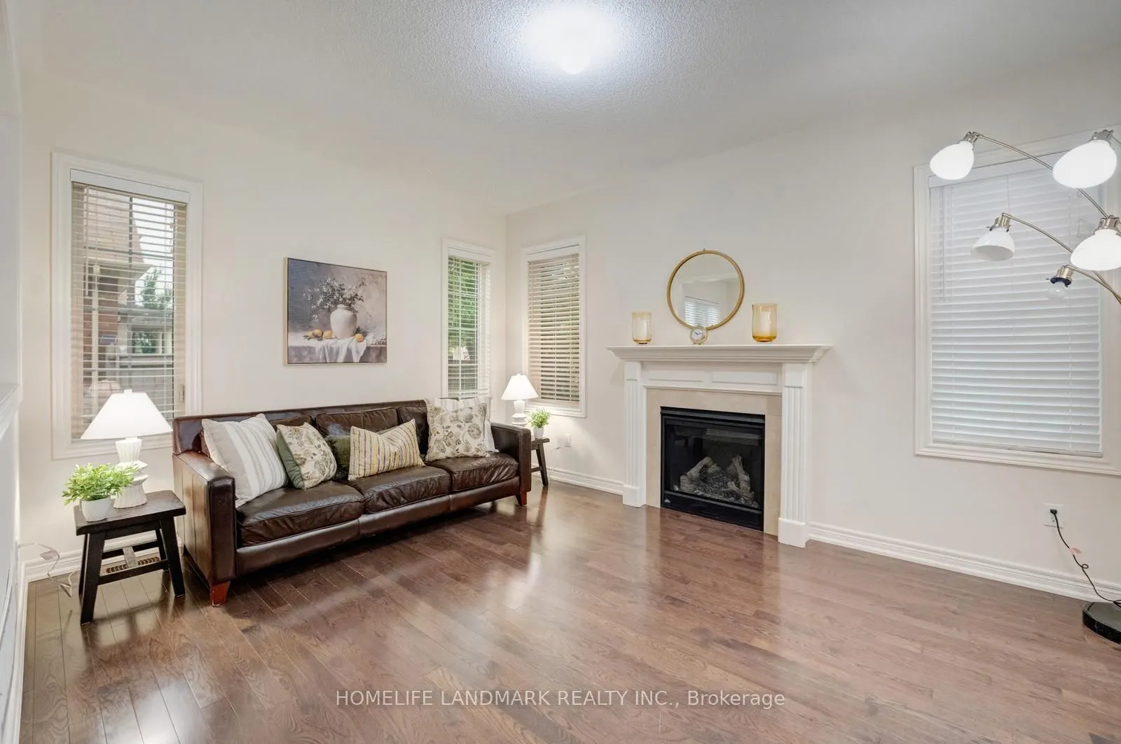 298 West Lawn Crescent