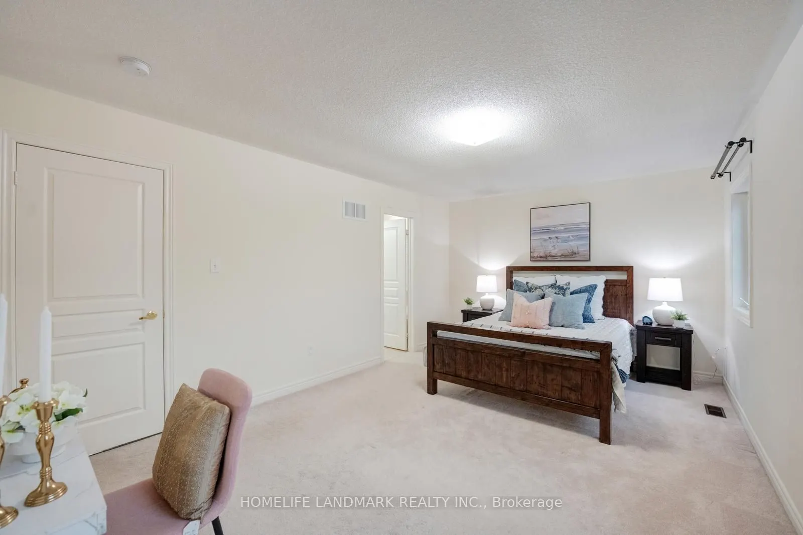 298 West Lawn Crescent