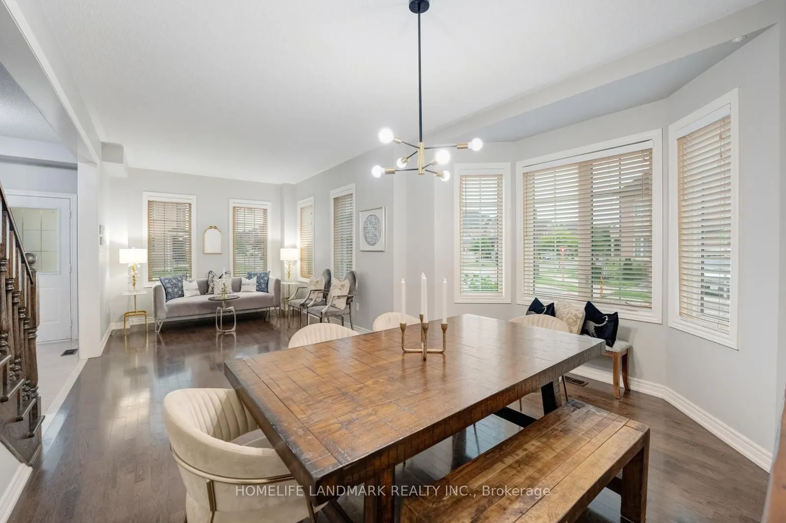 298 West Lawn Crescent
