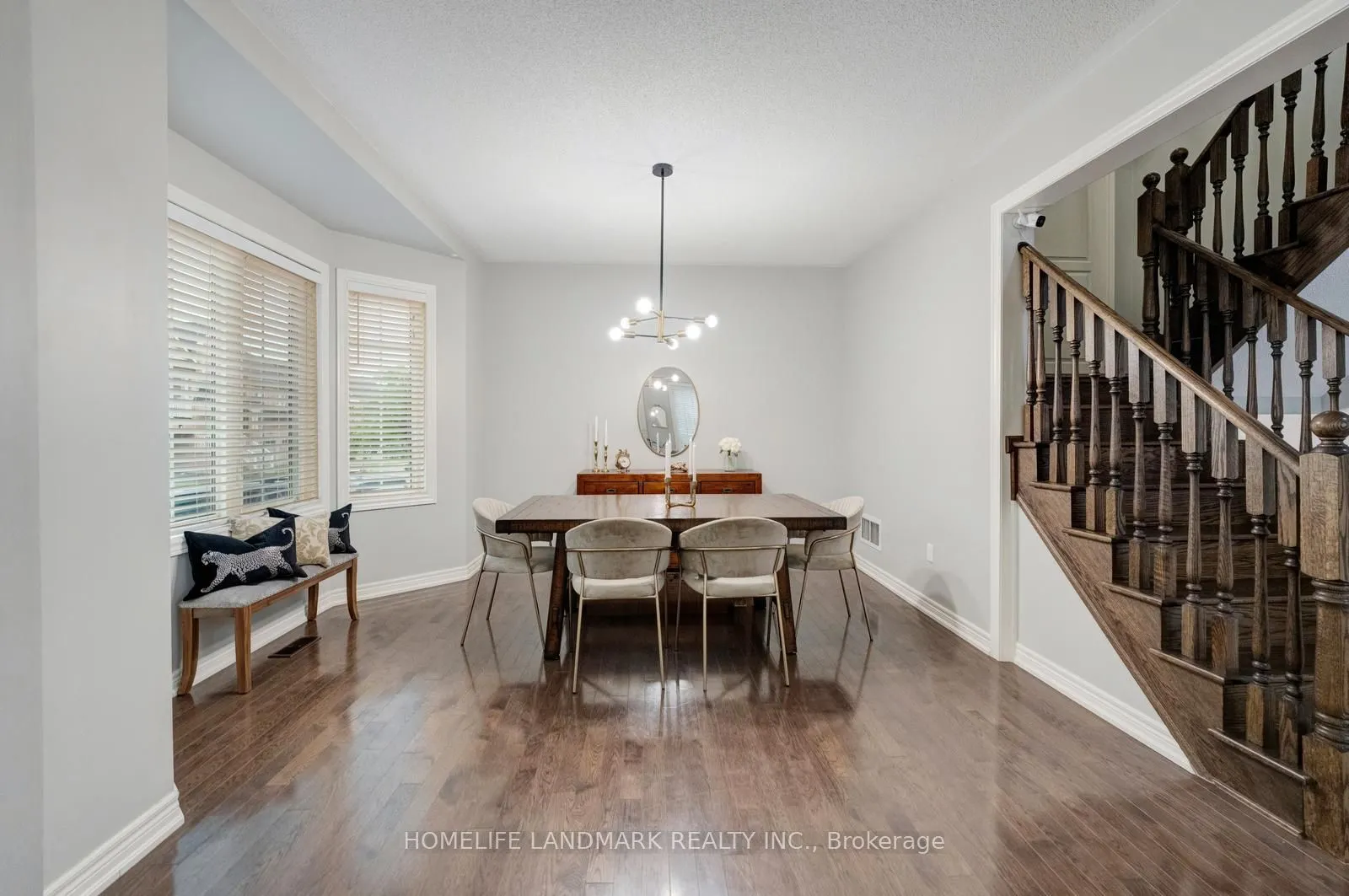 298 West Lawn Crescent