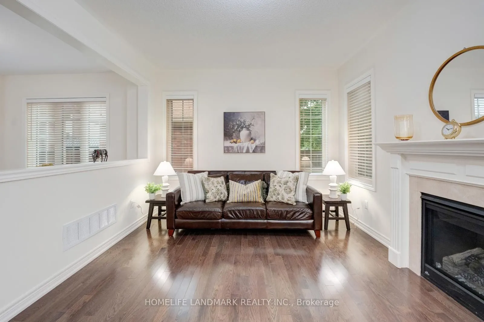 298 West Lawn Crescent