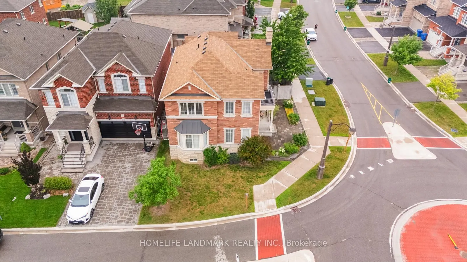 298 West Lawn Crescent