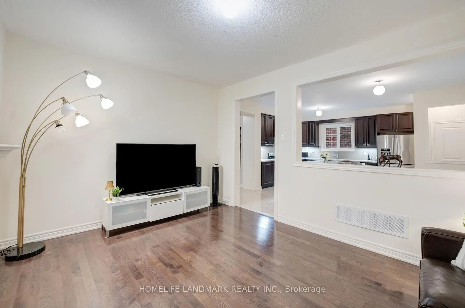 298 West Lawn Crescent