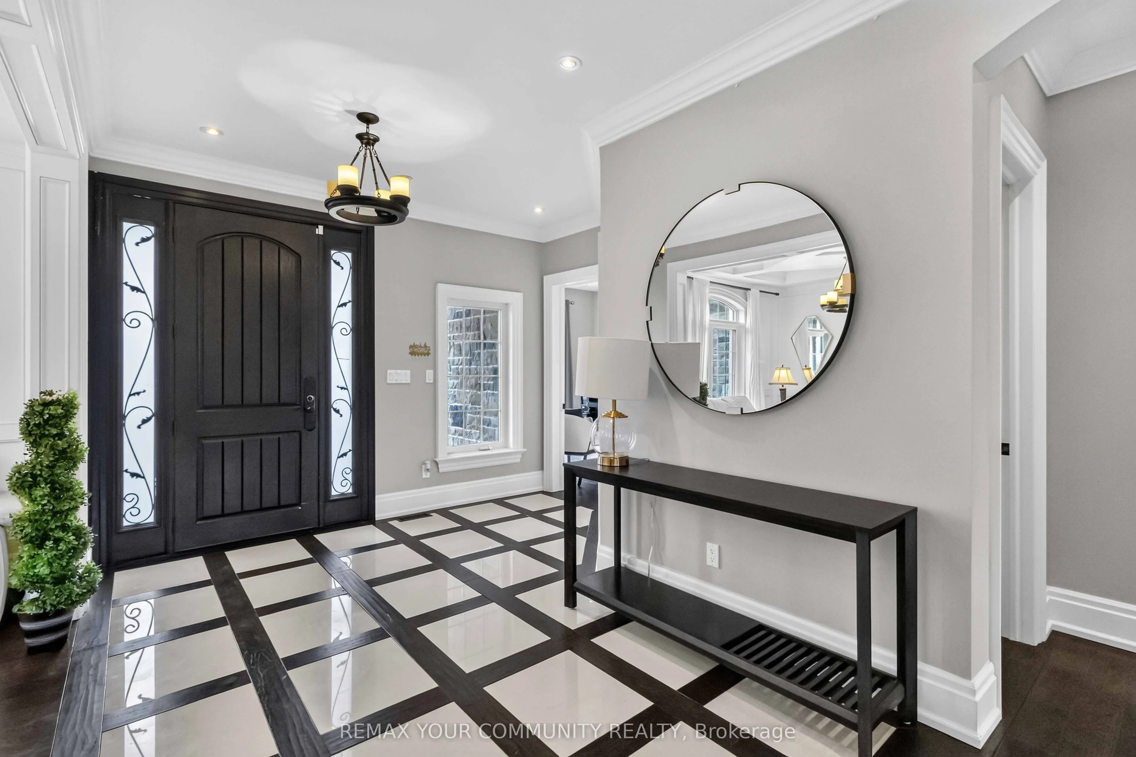 20111 Bathurst Street E