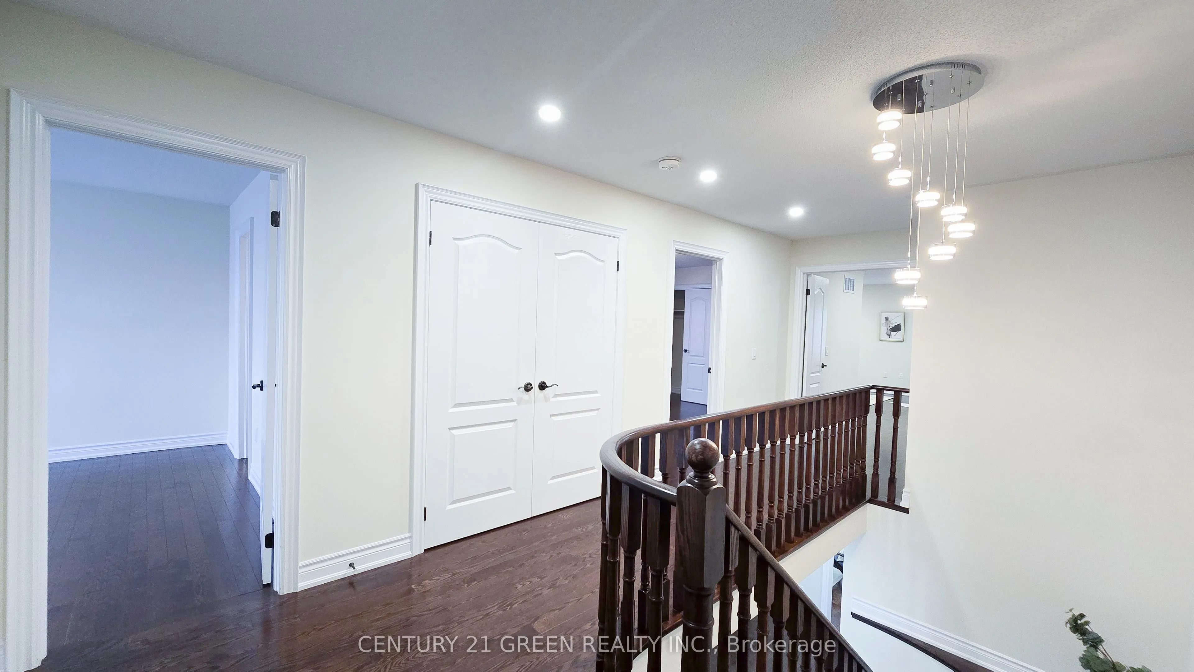 61 Magdalan Crescent