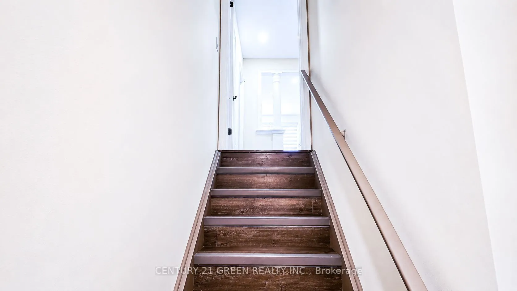 61 Magdalan Crescent
