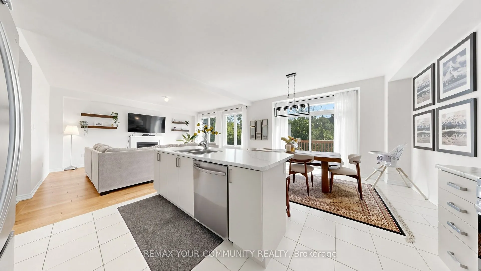 32 Baycroft Boulevard