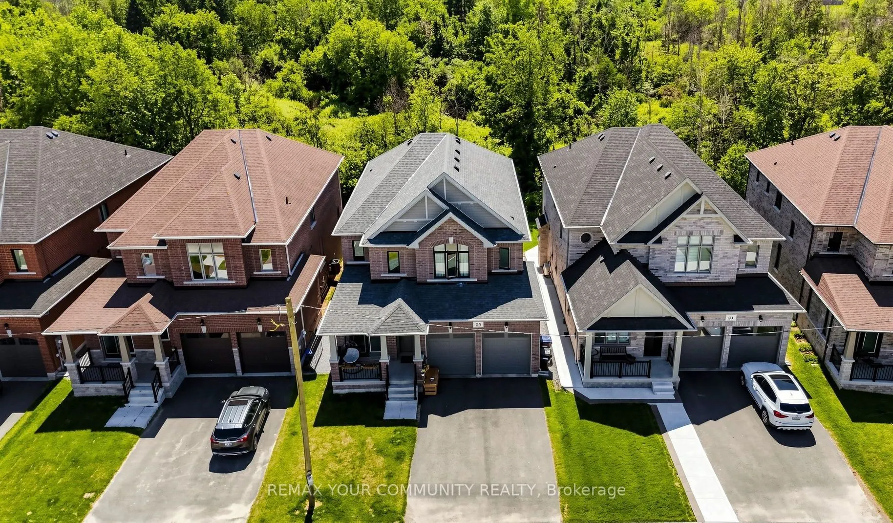 32 Baycroft Boulevard