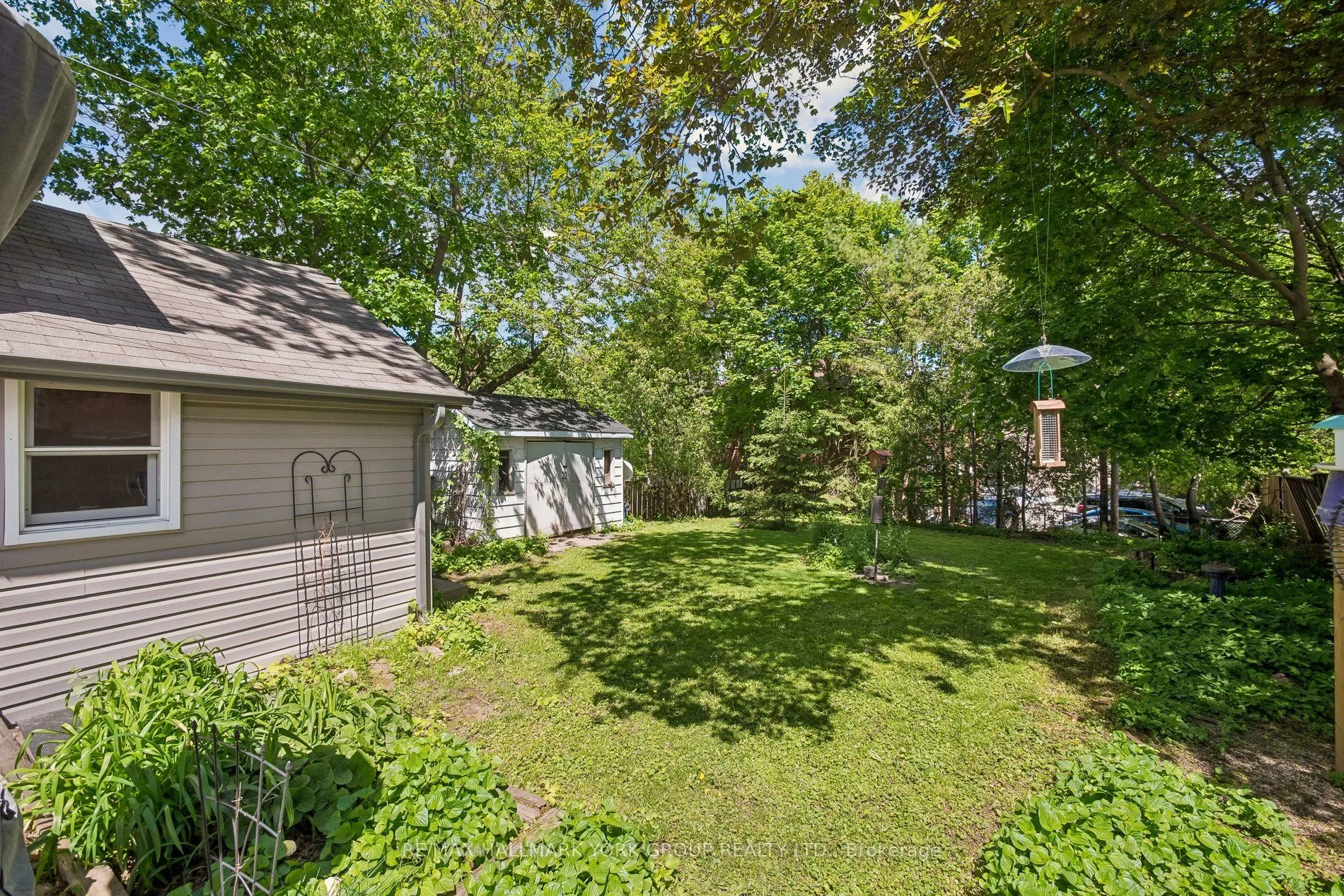 37 Arnold Crescent
