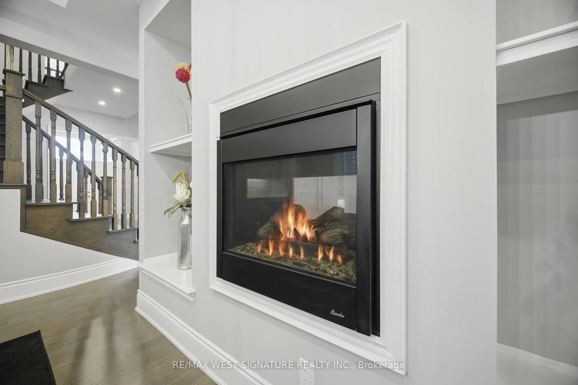 56 Sir Henry Court