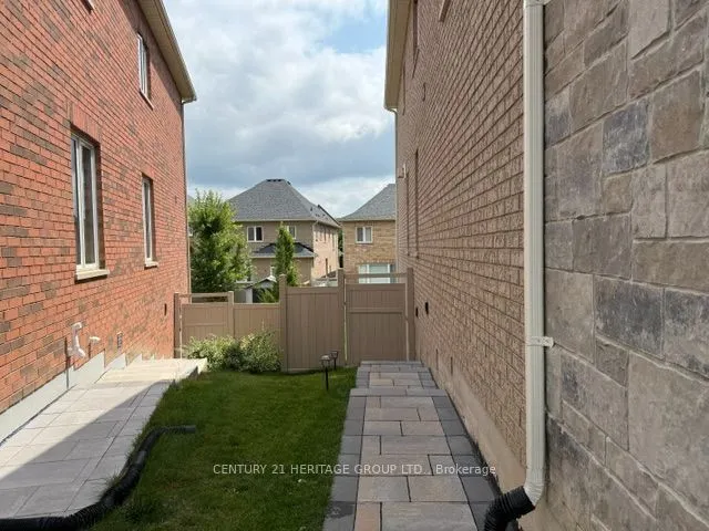 23 Goldeneye Drive