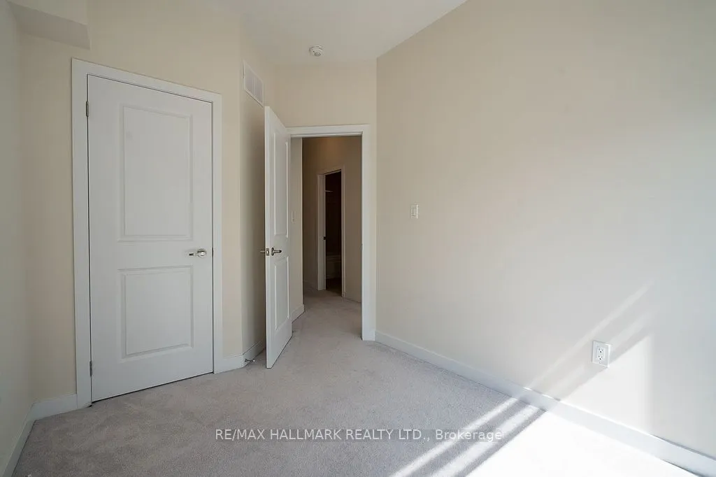 12 Dandara Gate