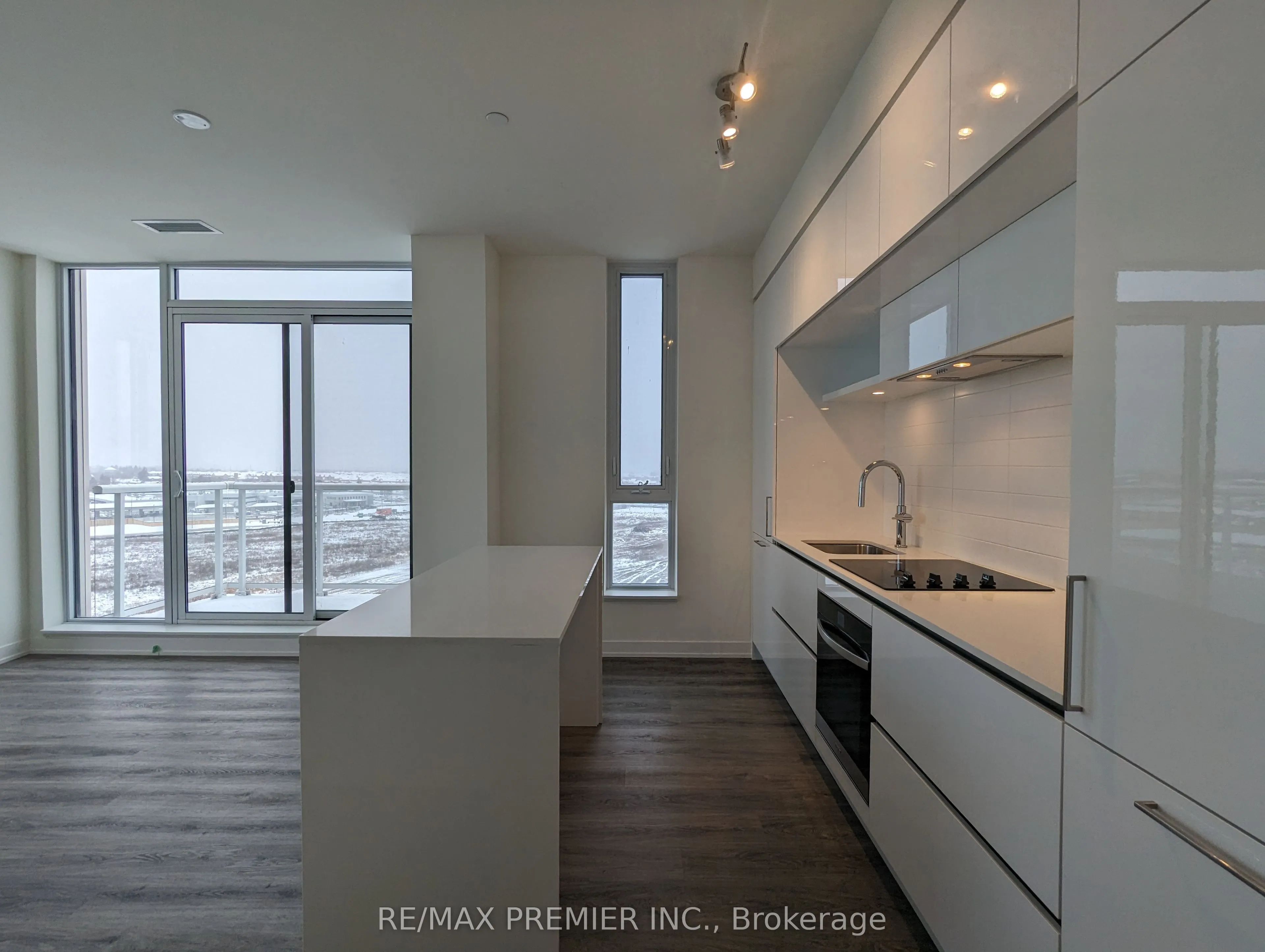 6 David Eyer Road #811
