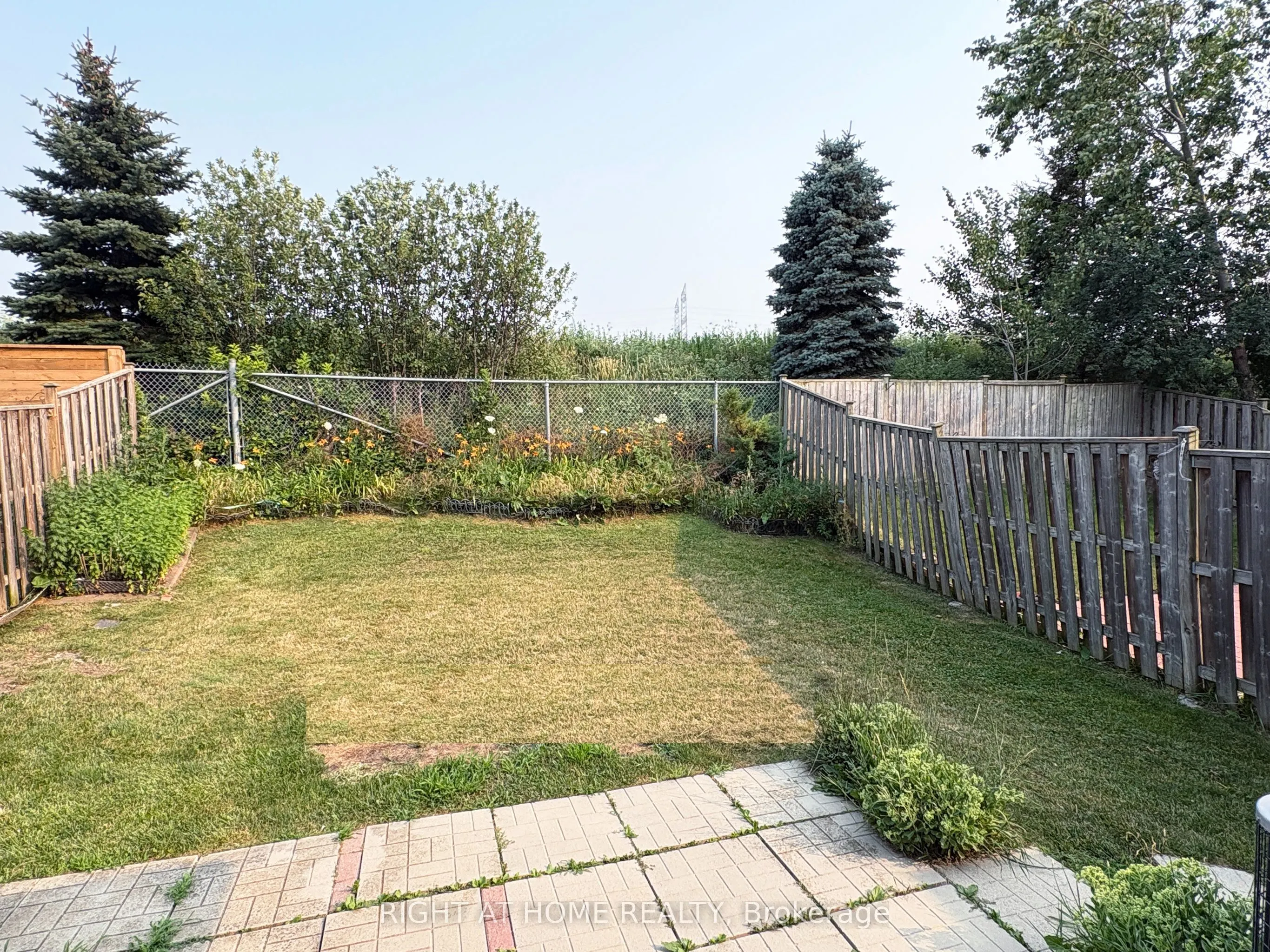 737 Caboto Trail