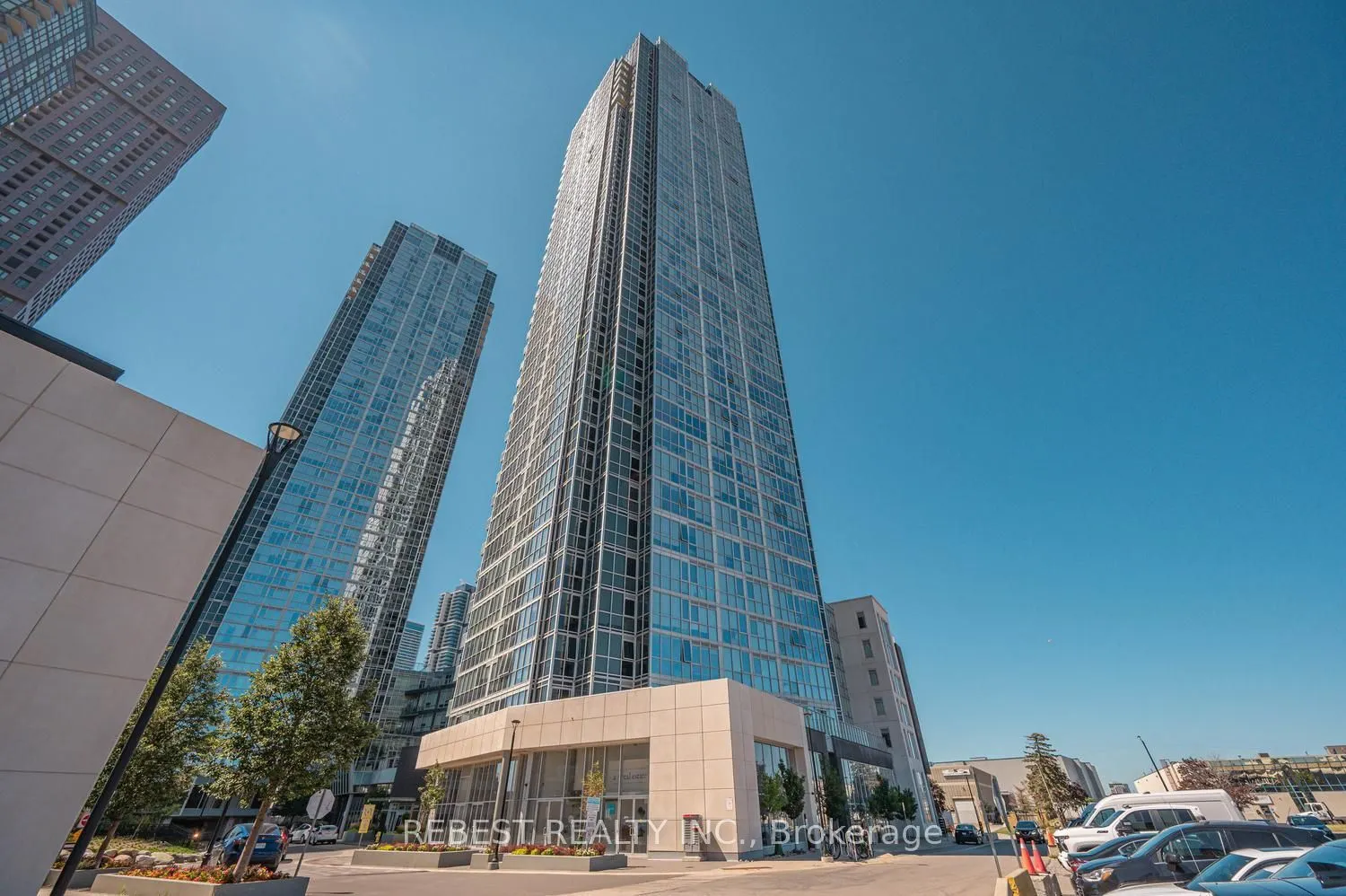 2908 Highway 7 Road #3608(Sale)