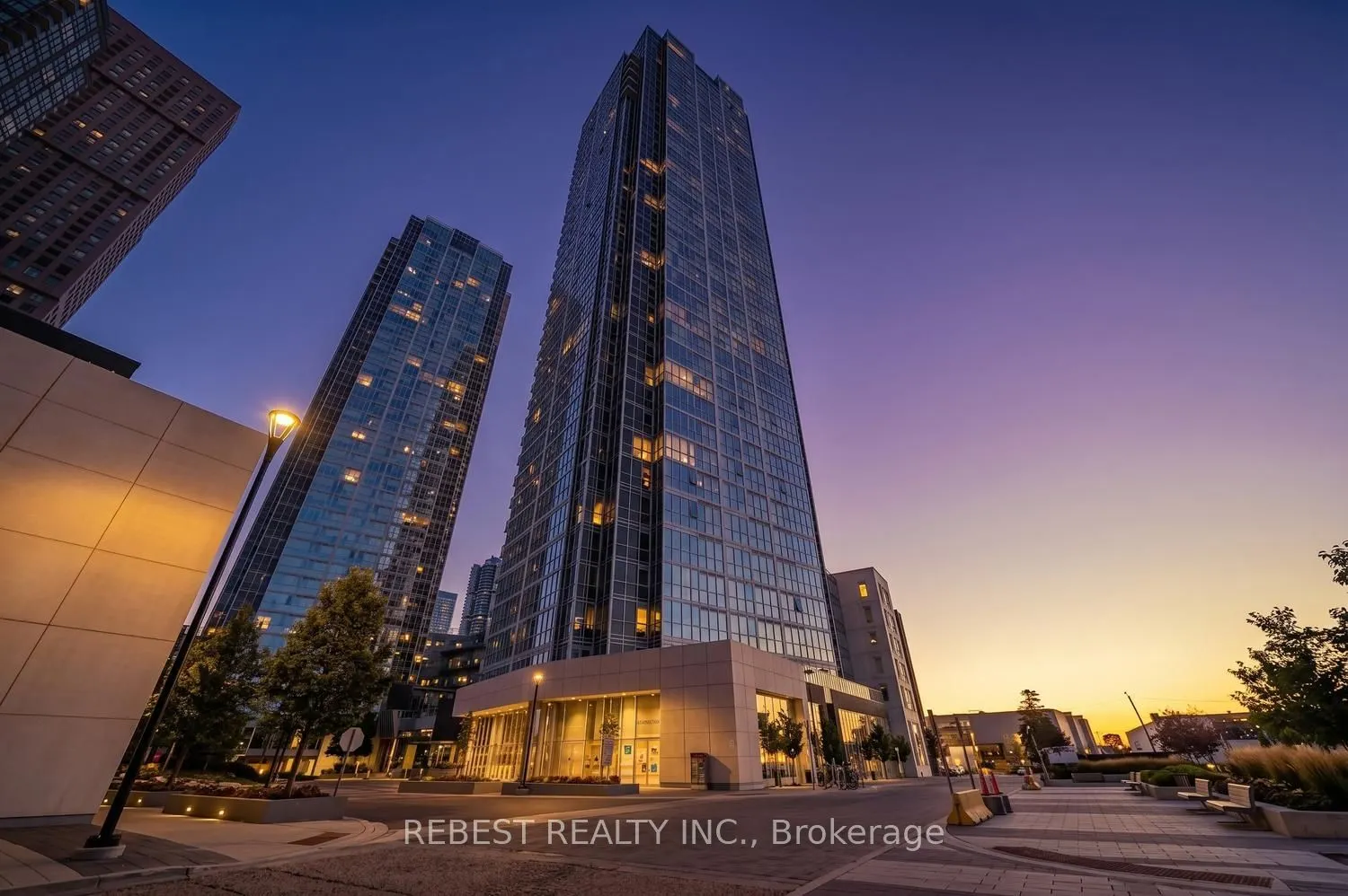 2908 Highway 7 Road #3608(Sale)