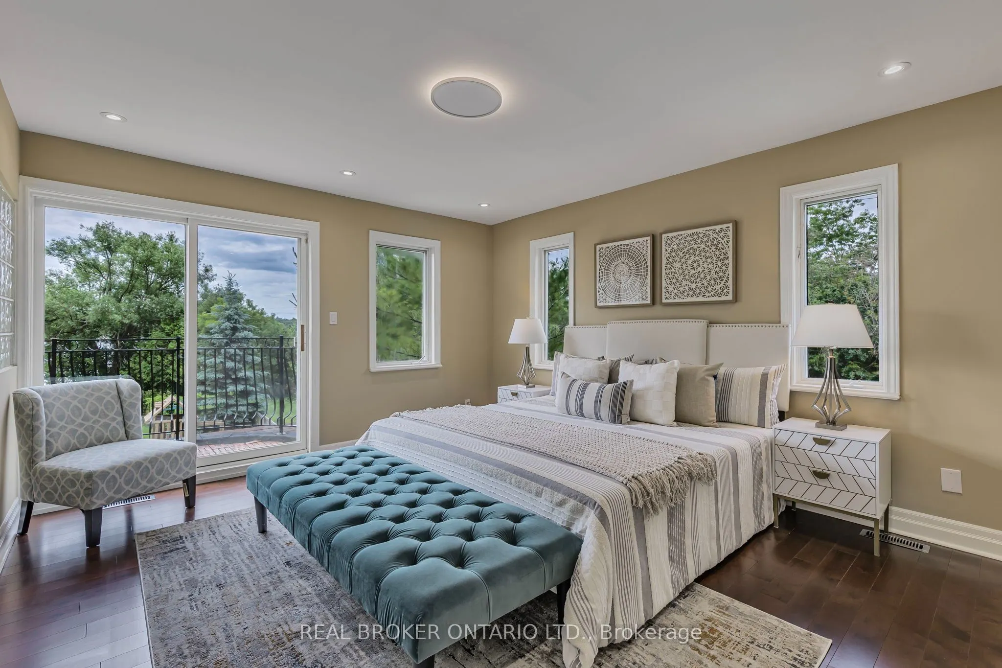429 North Lake Road
