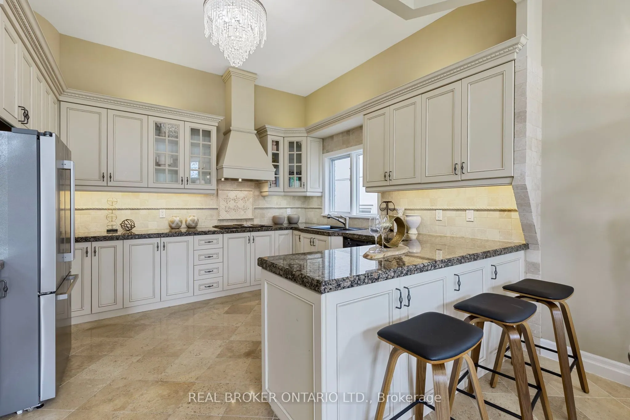 429 North Lake Road