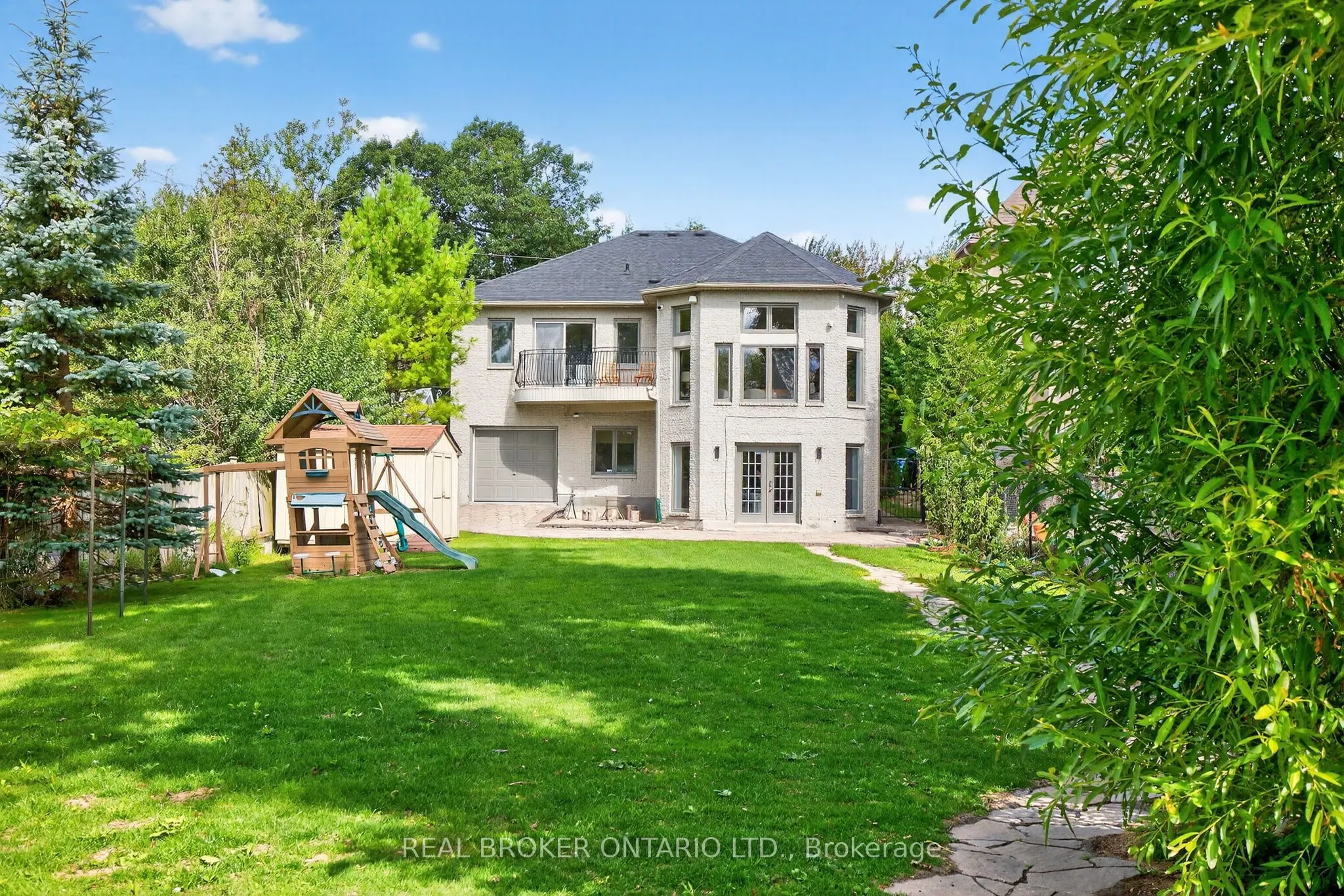 429 North Lake Road