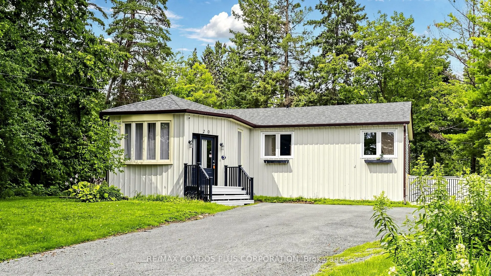 20 Southwood Crescent