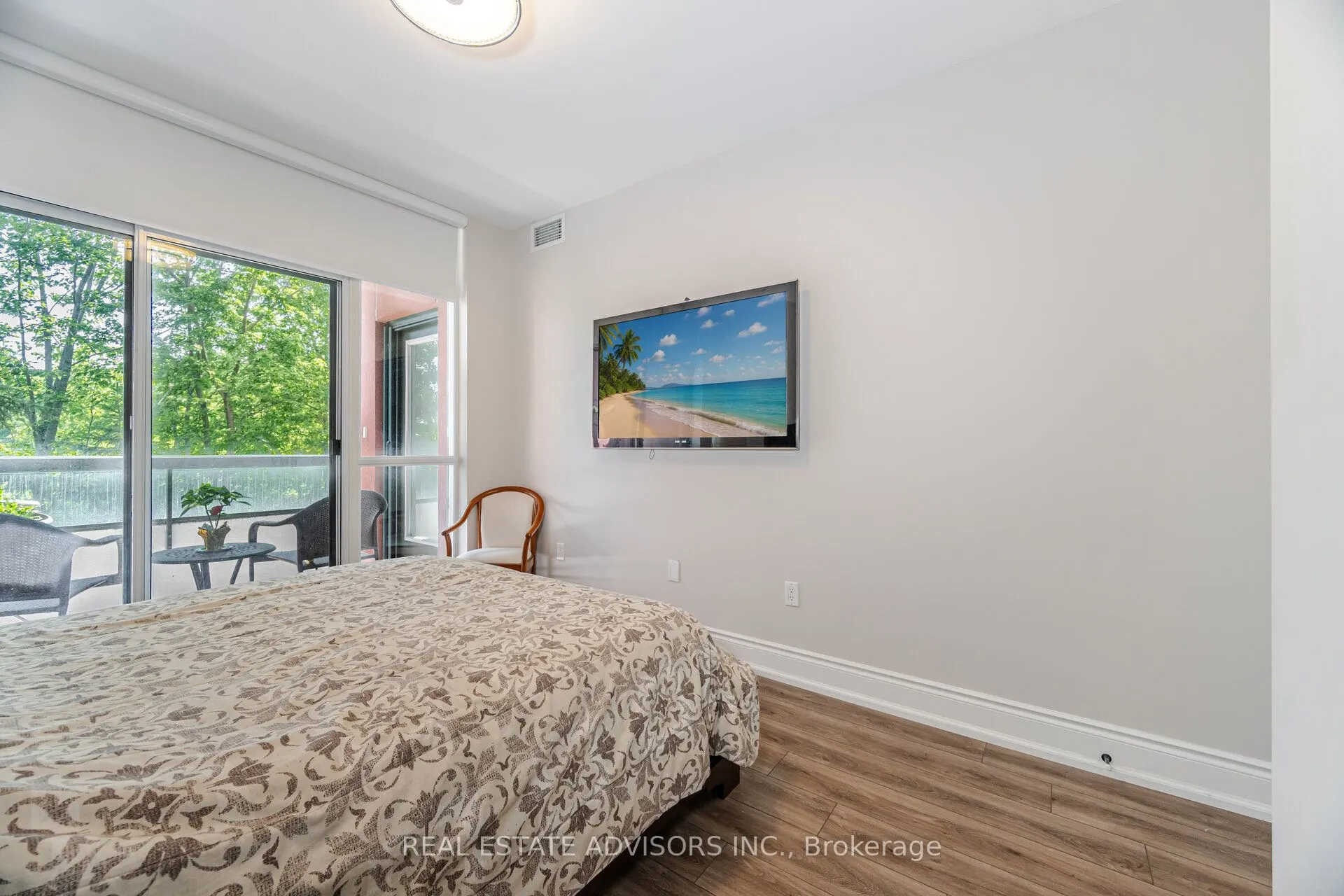 53 Woodbridge Avenue #313