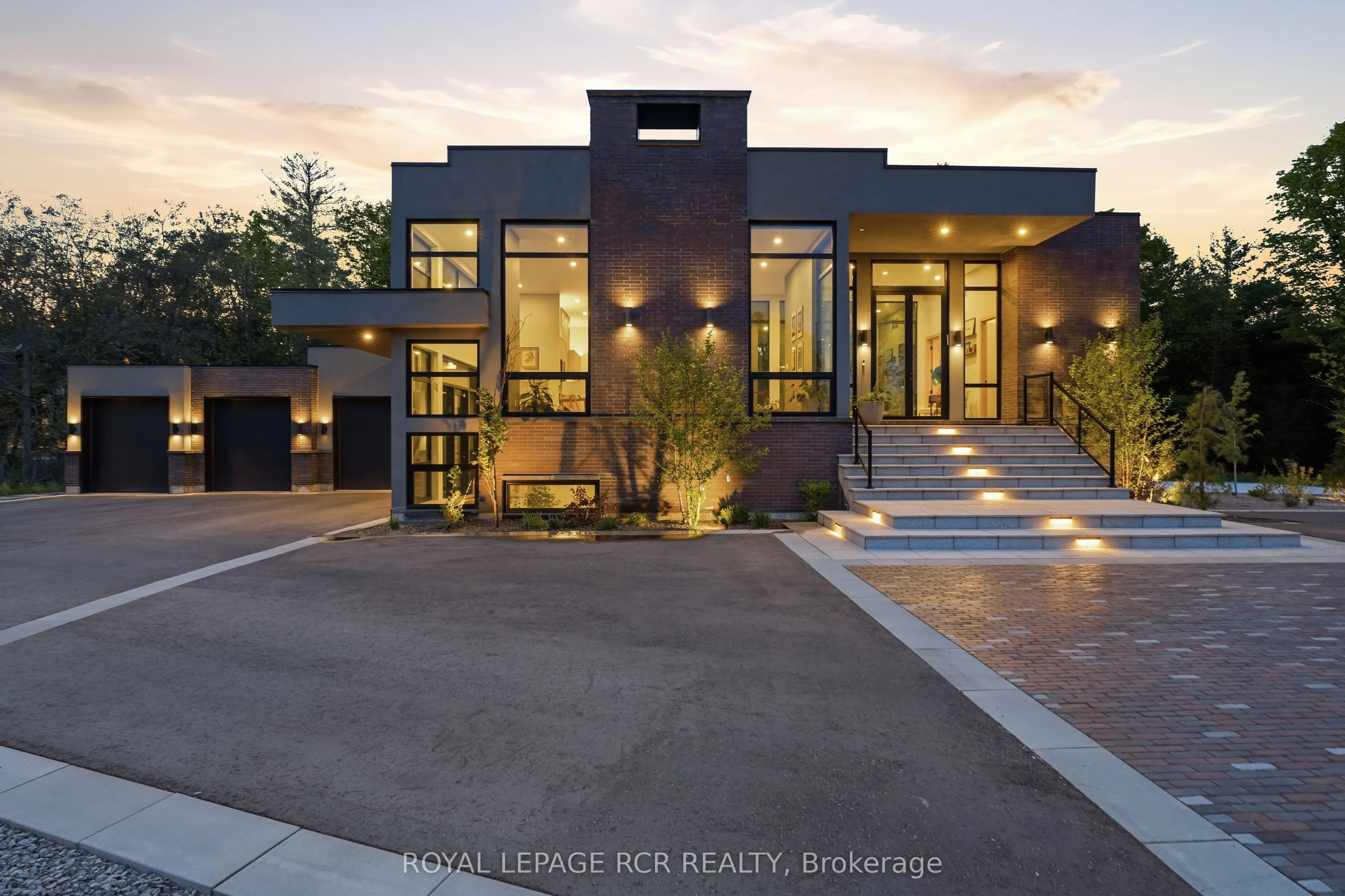 3404 Vivian Road