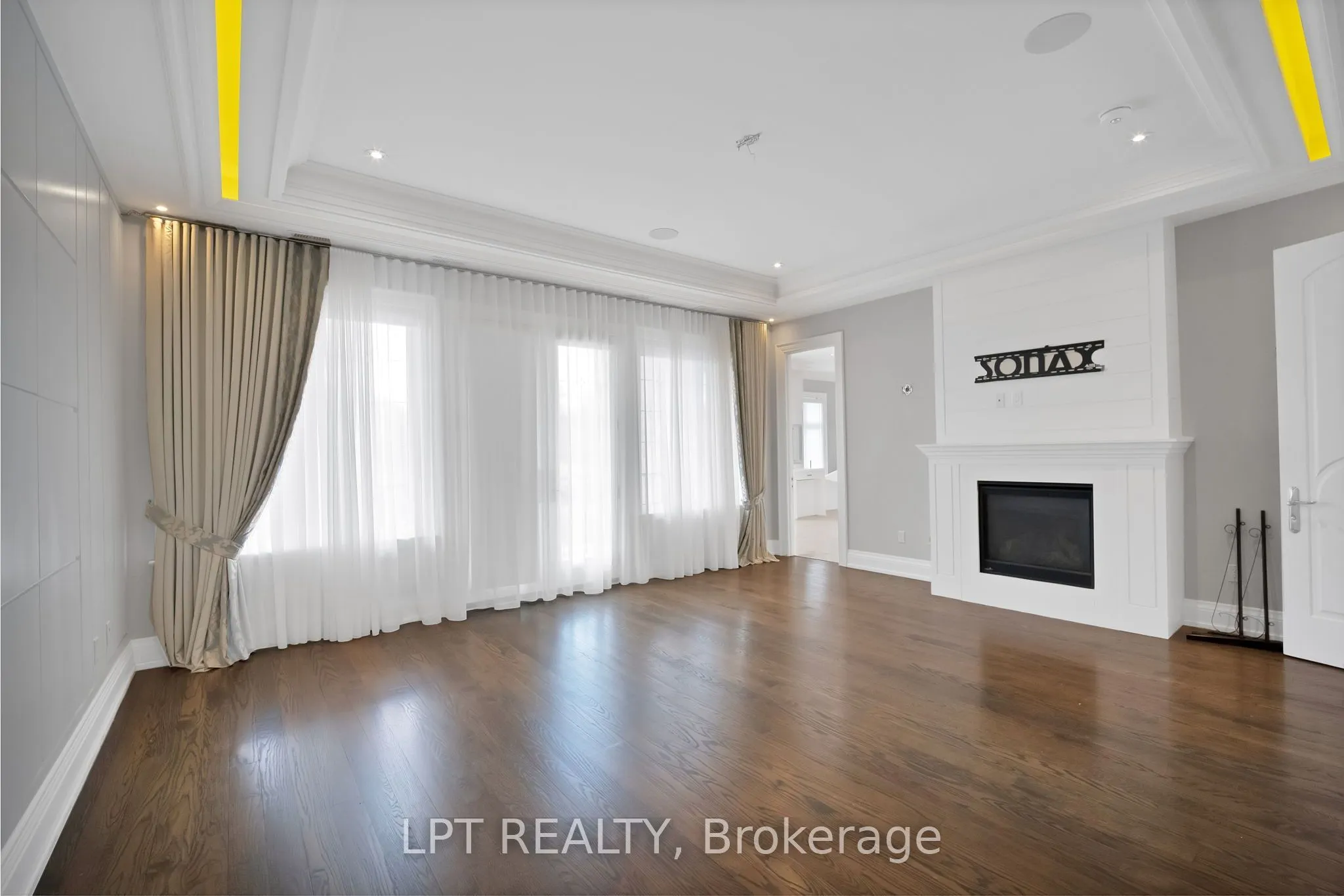 2 Poplar Drive