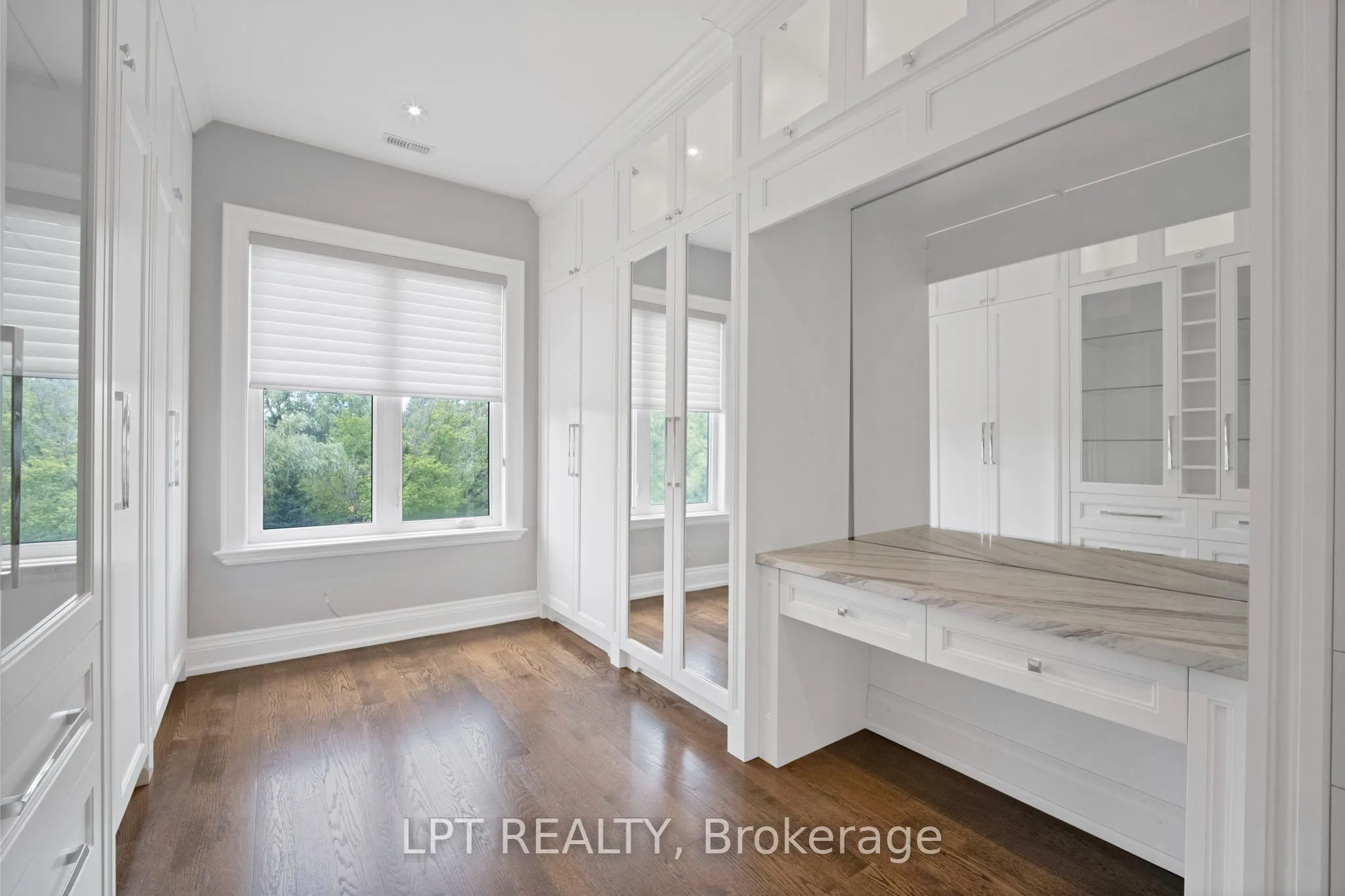 2 Poplar Drive