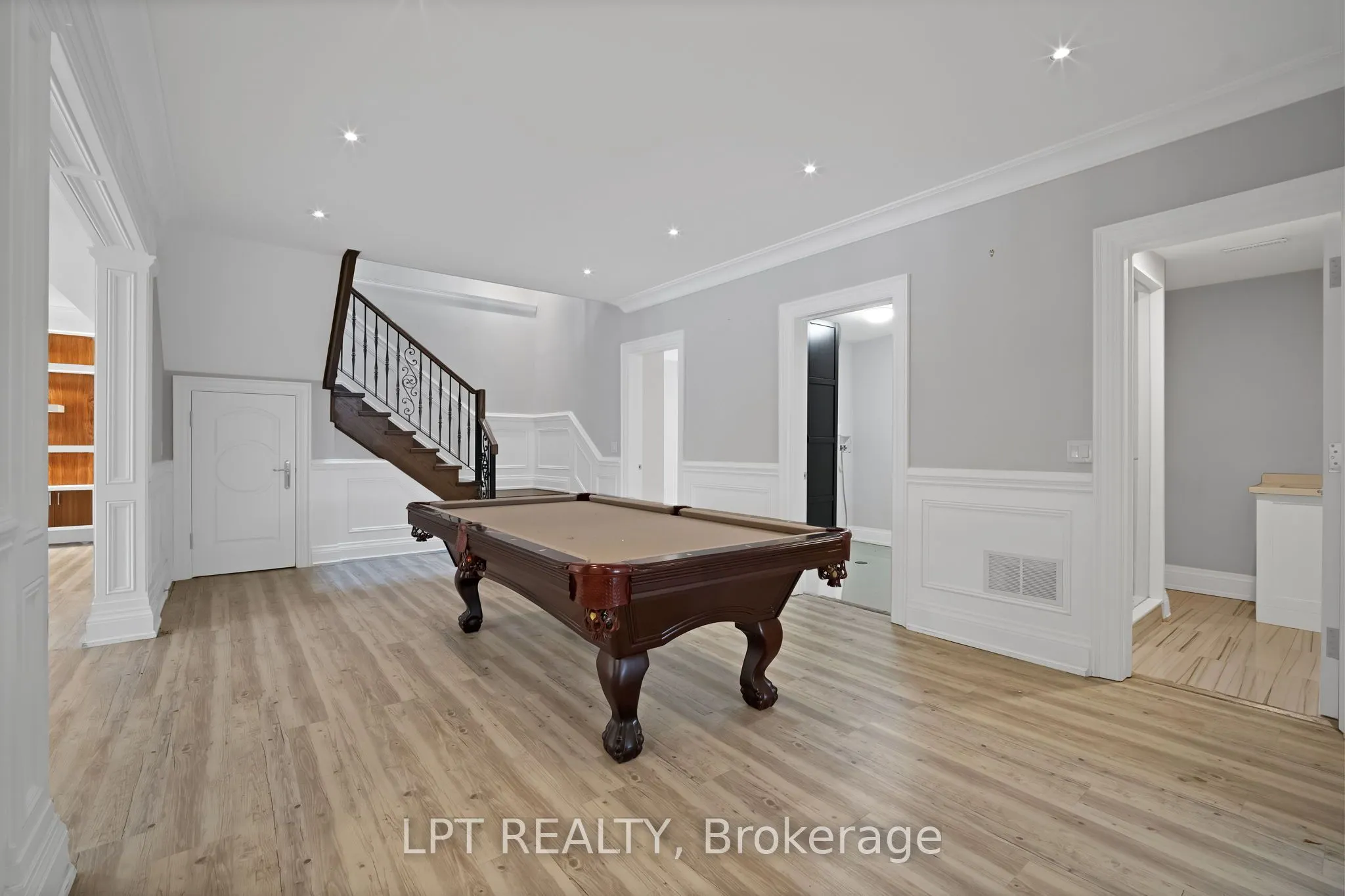 2 Poplar Drive