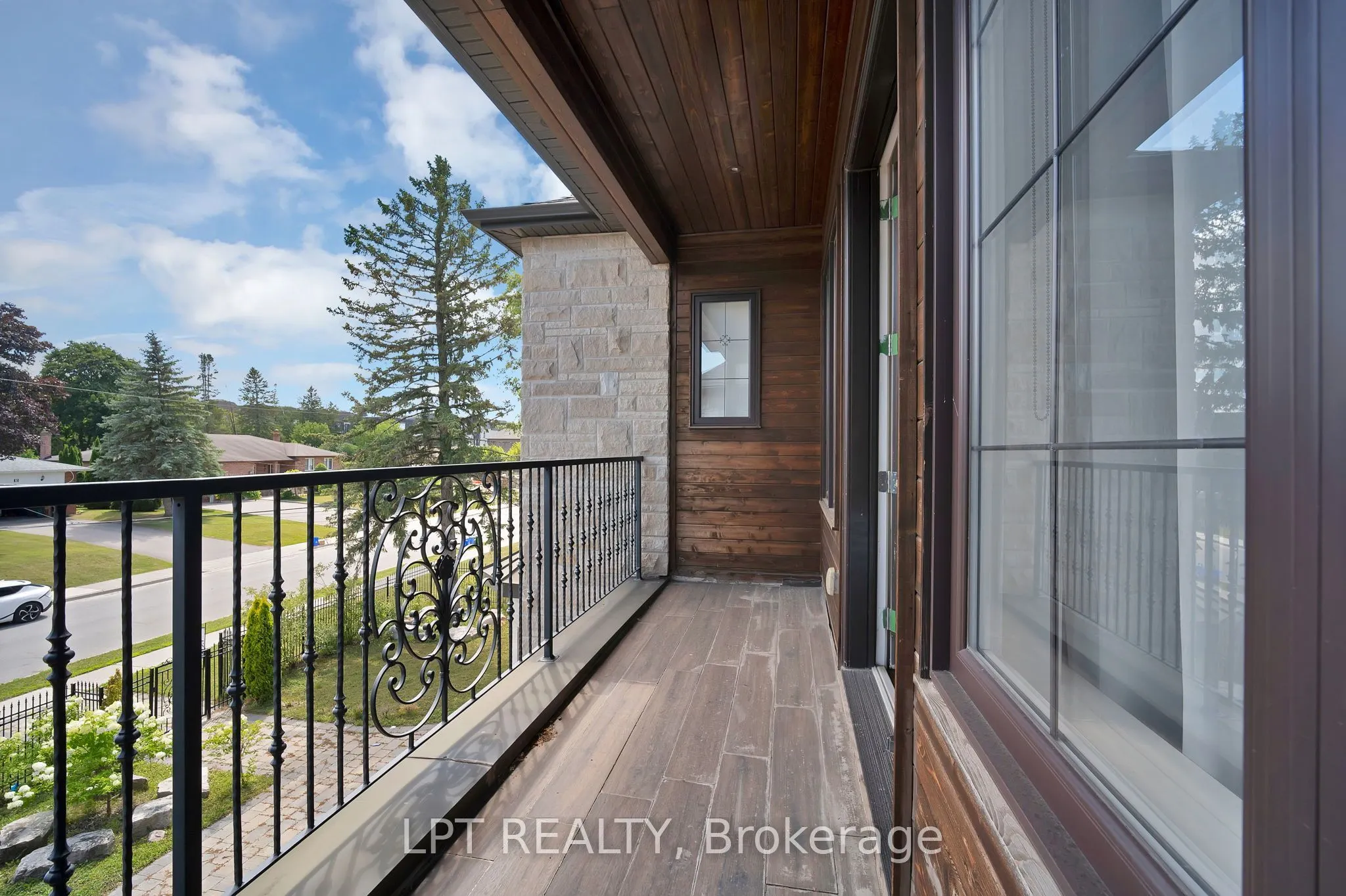 2 Poplar Drive