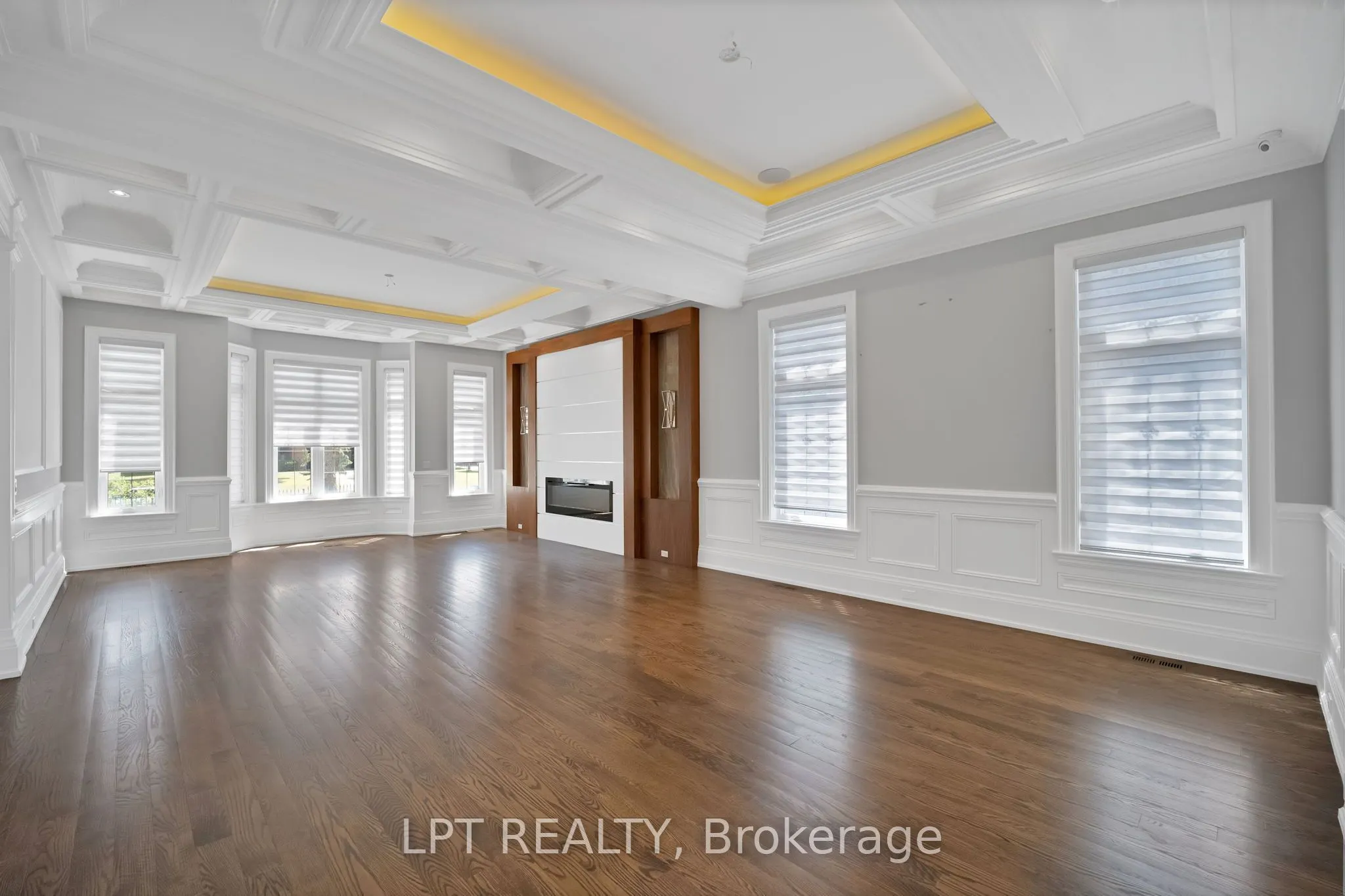 2 Poplar Drive