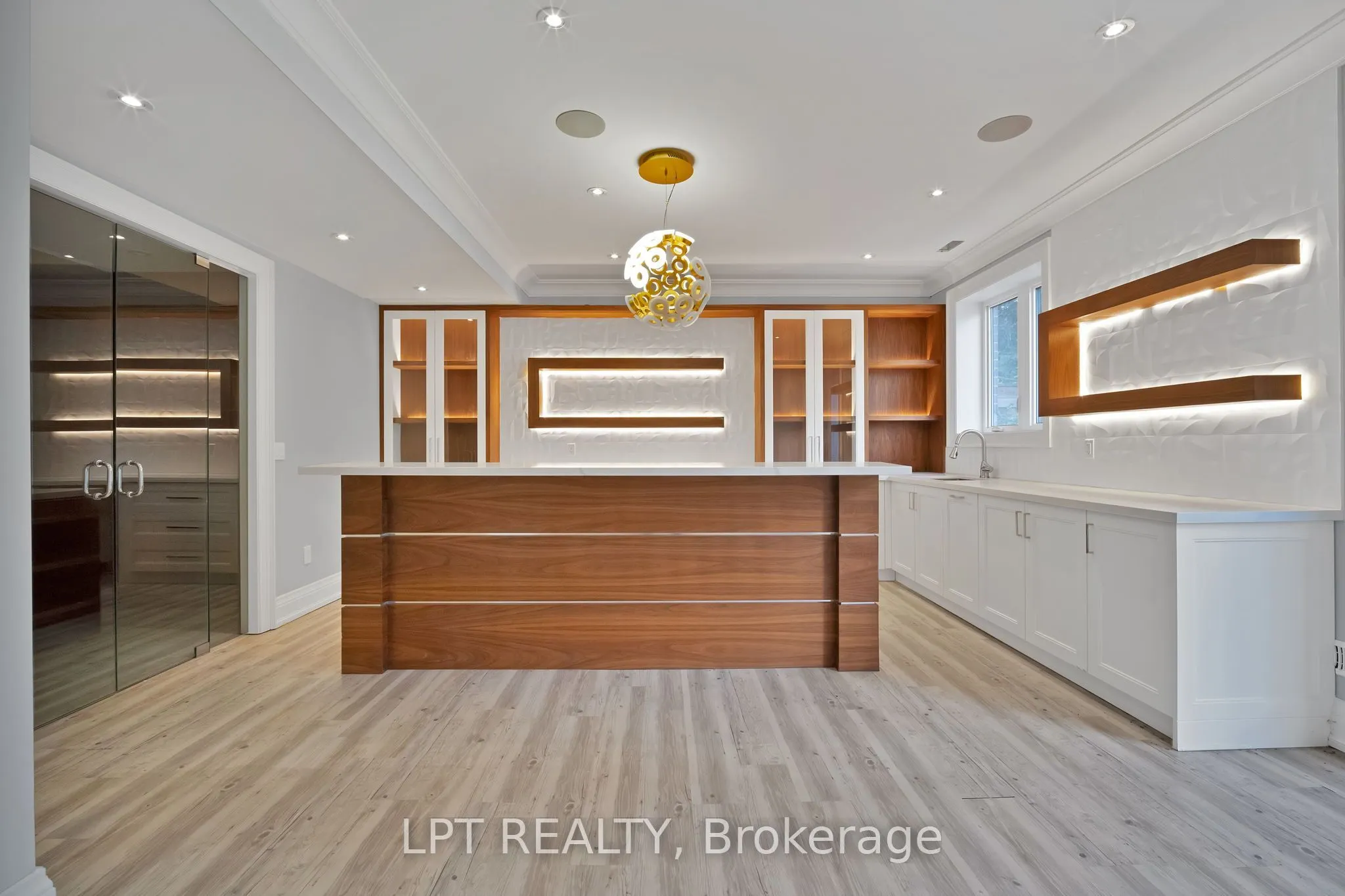 2 Poplar Drive