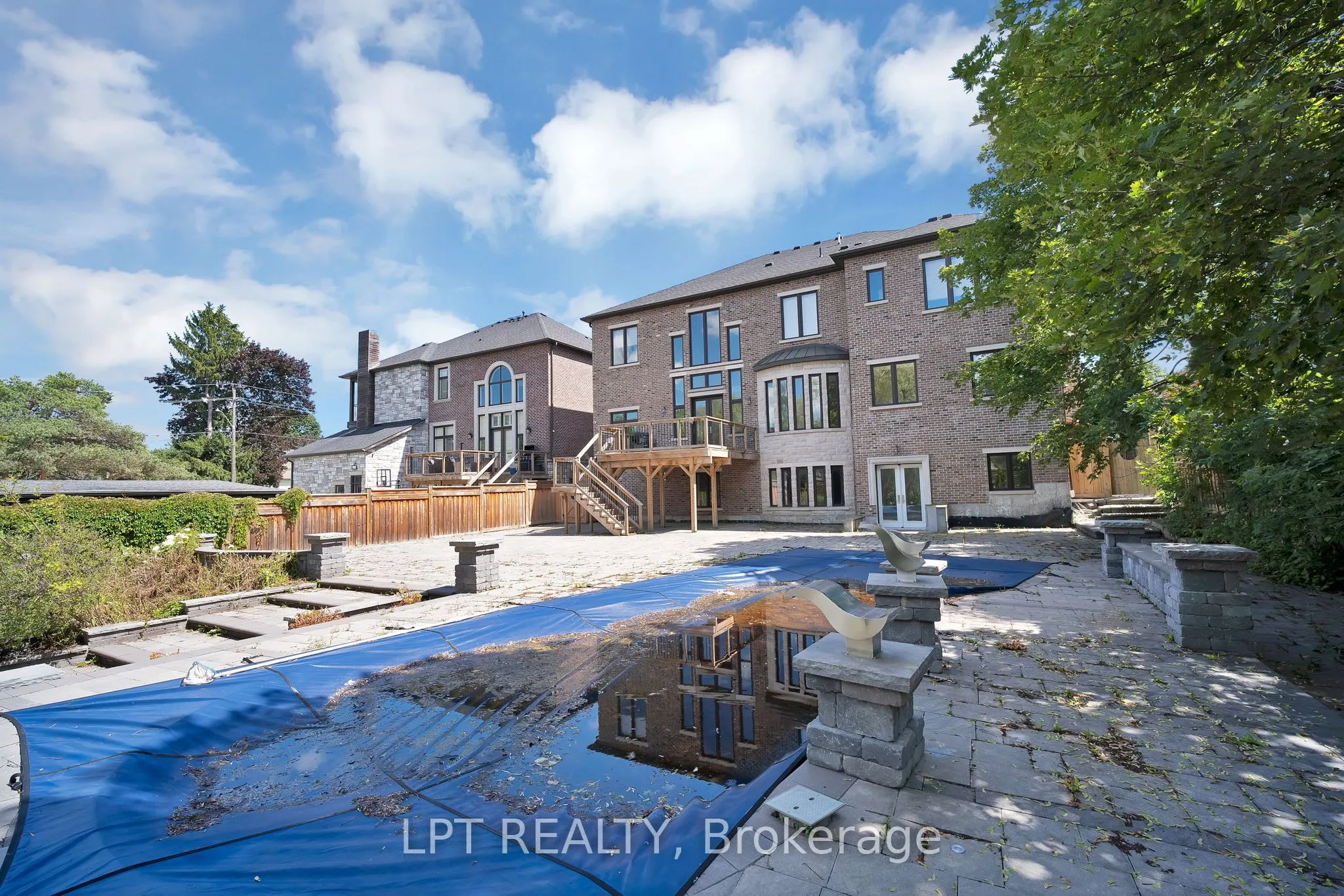 2 Poplar Drive